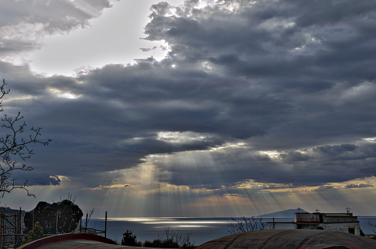 Giochi di luce sul mare di Vico