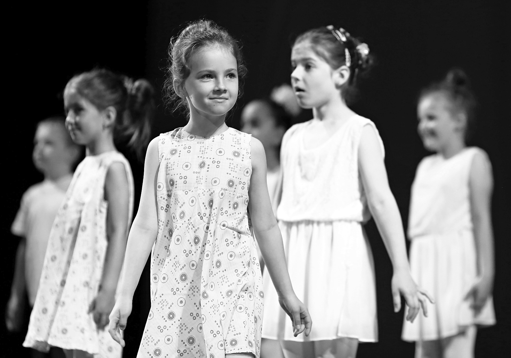 The children dancers IV