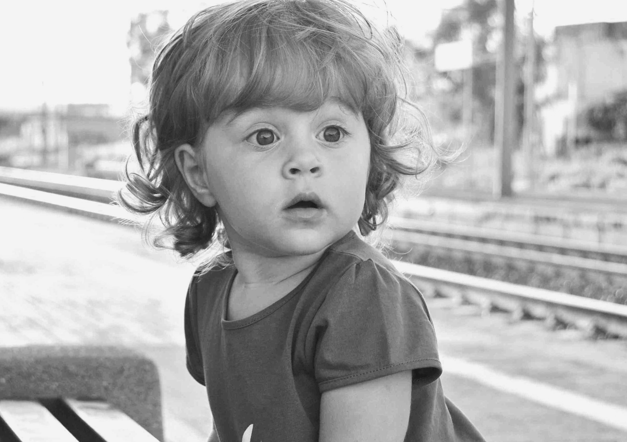 Oncoming train: it must asserci Mom!