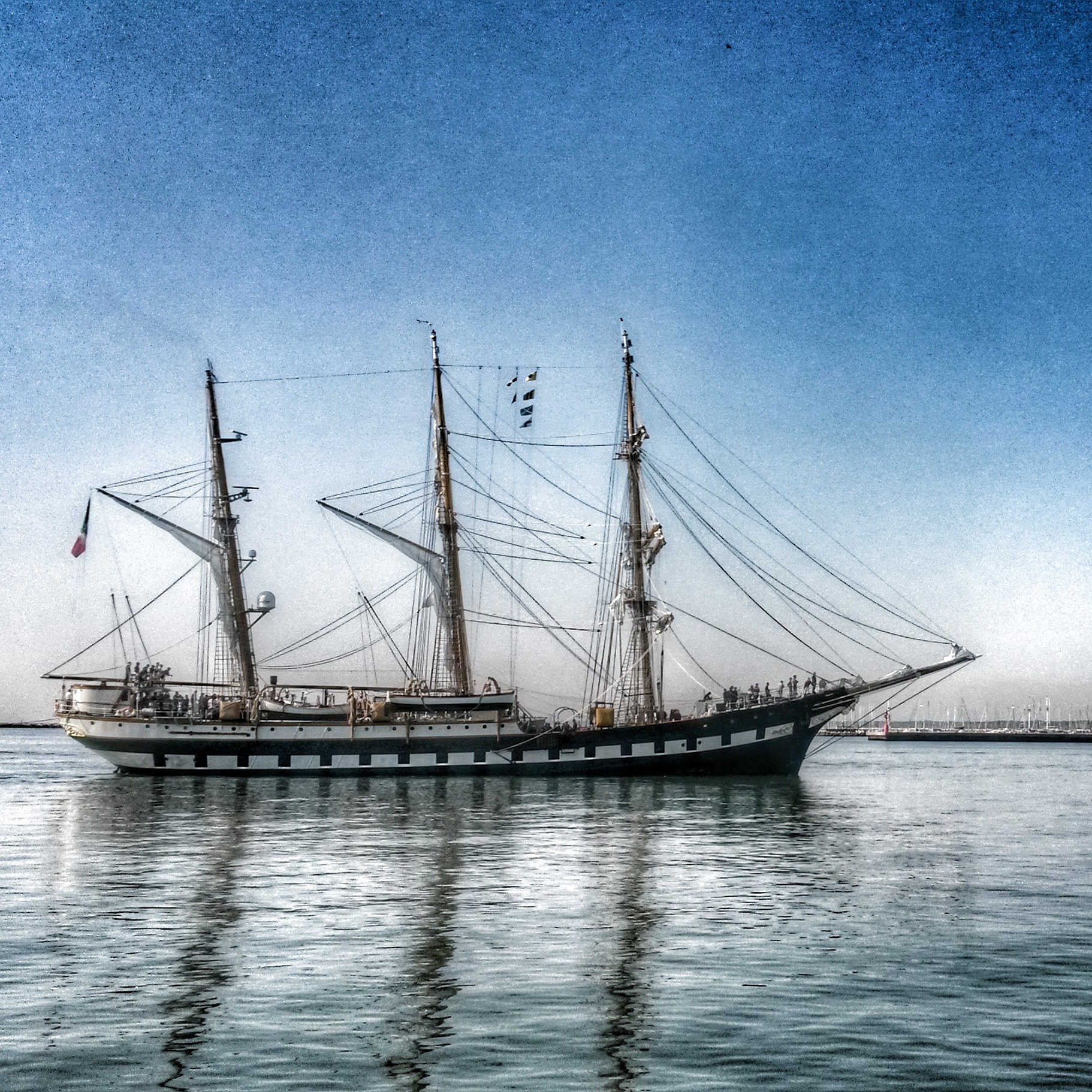 Training ship "Palinuro"