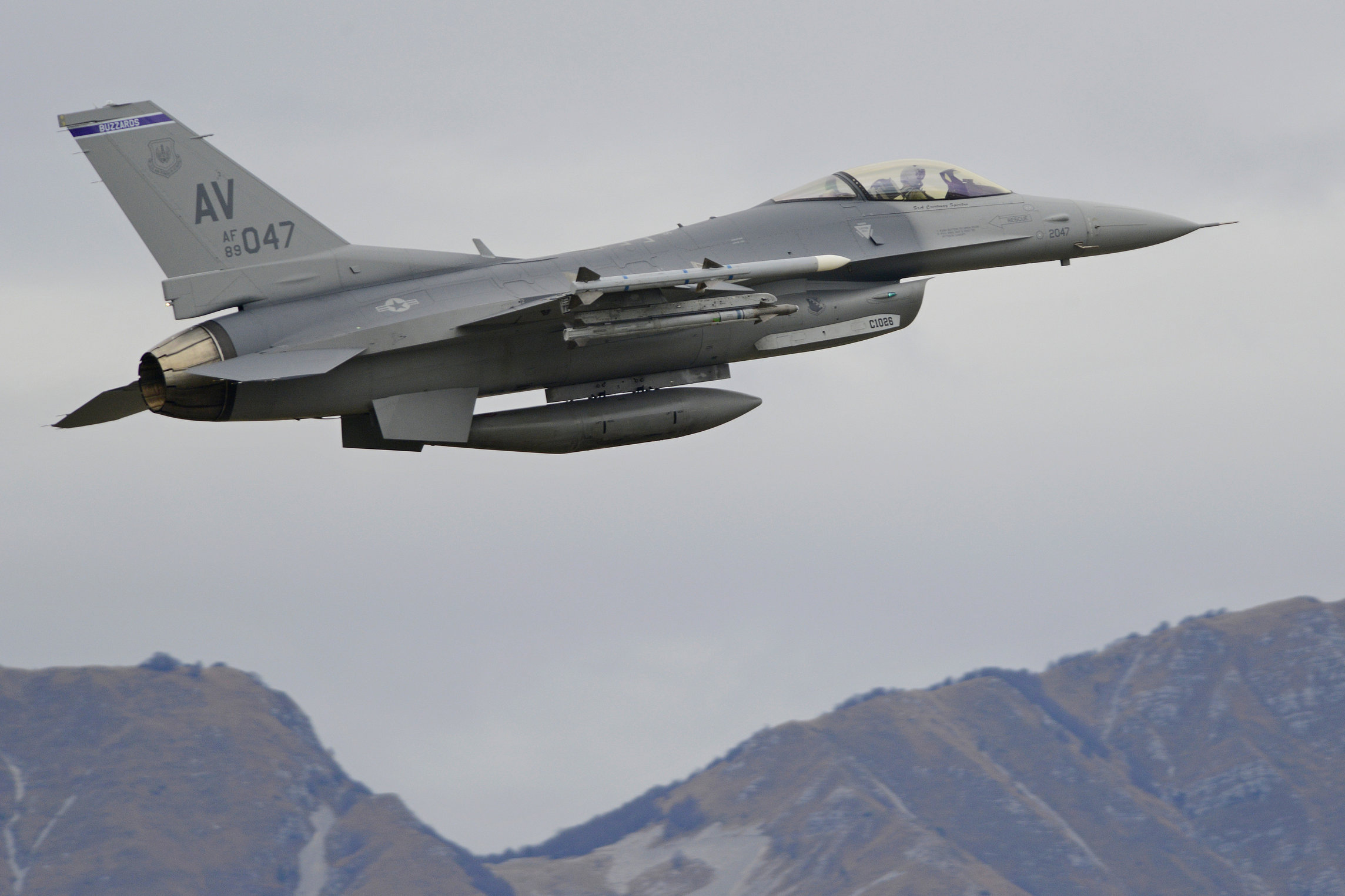 Iron Eagle - Aviano Airport F16 USAFE