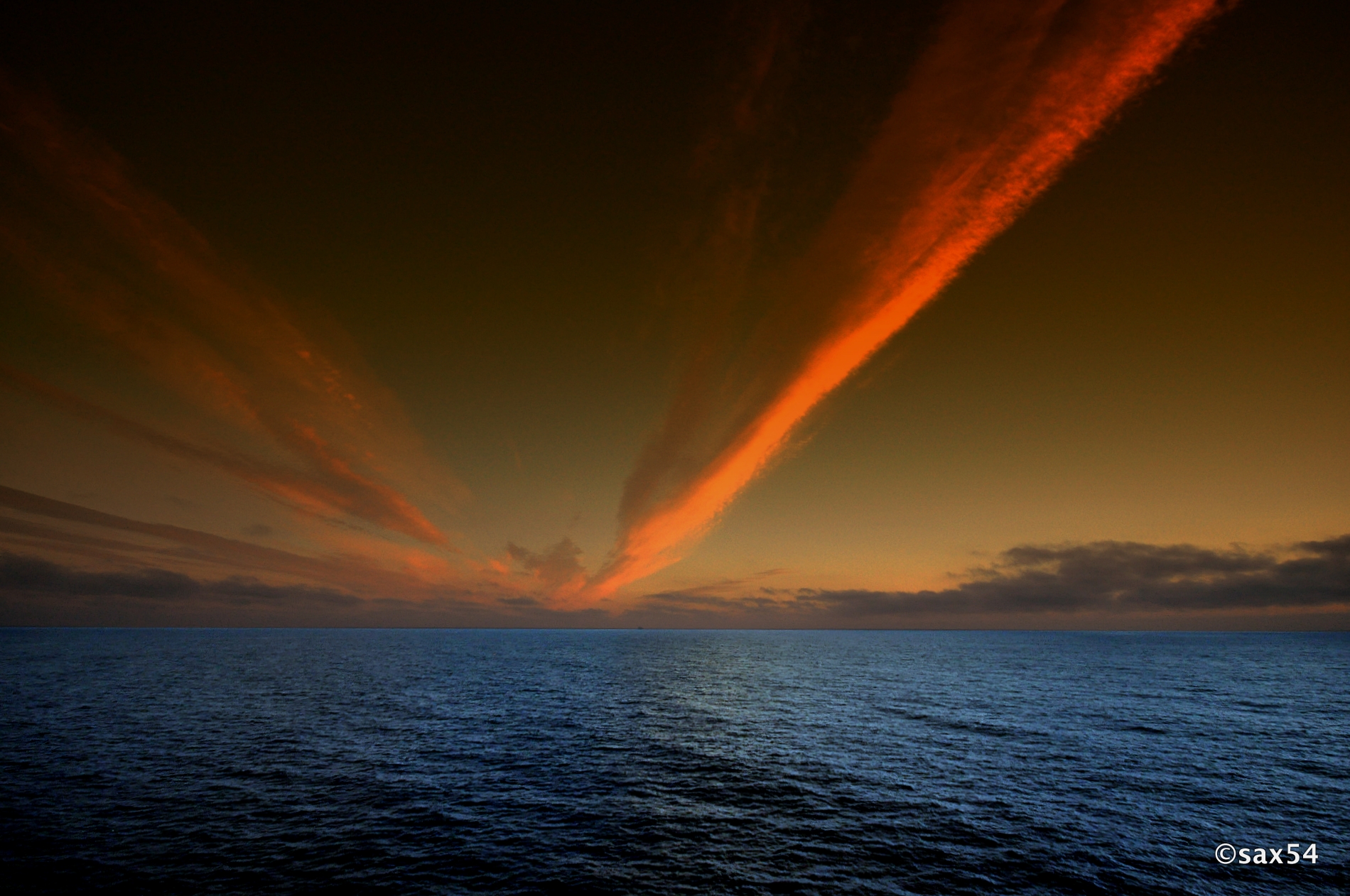 in the middle of 'ocean atlantco