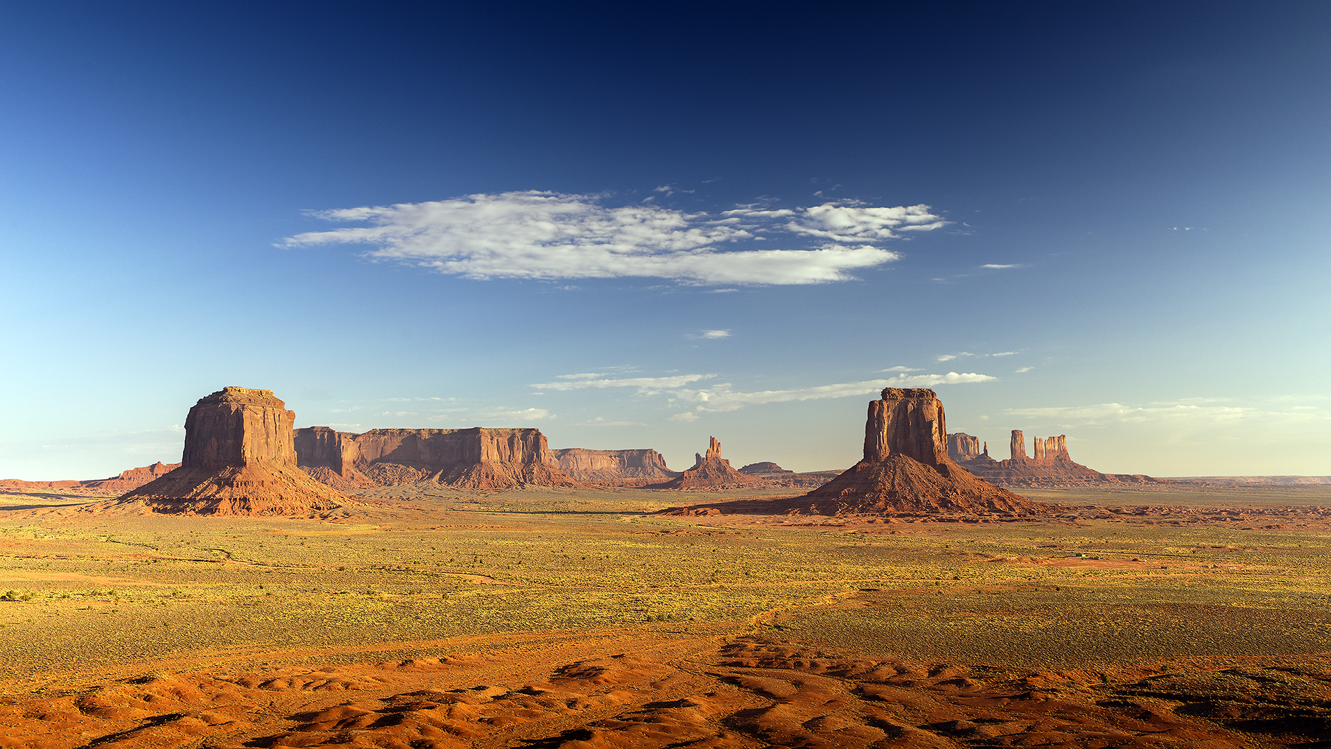 Monument valley clouds