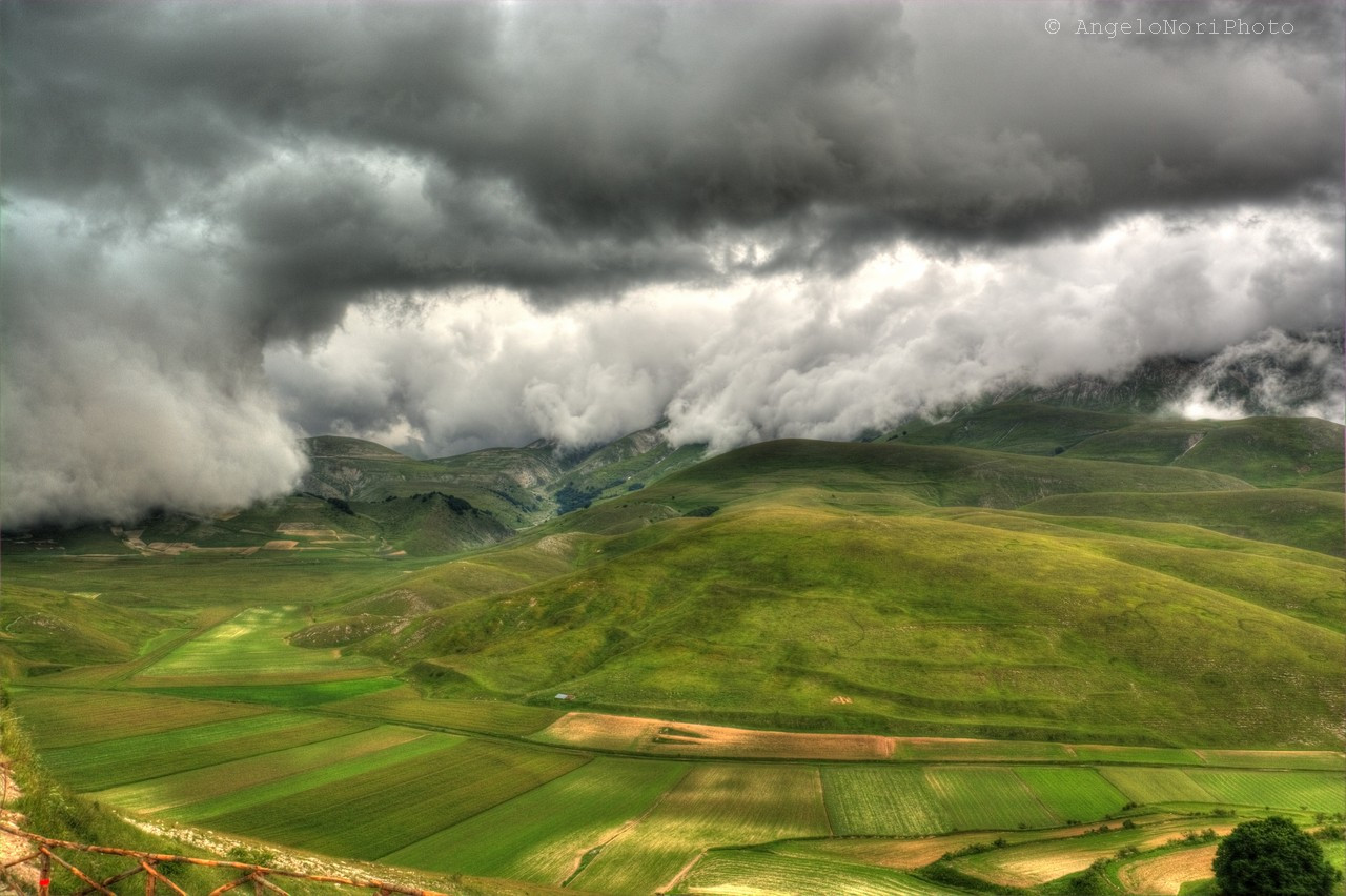 Storm - Storm coming