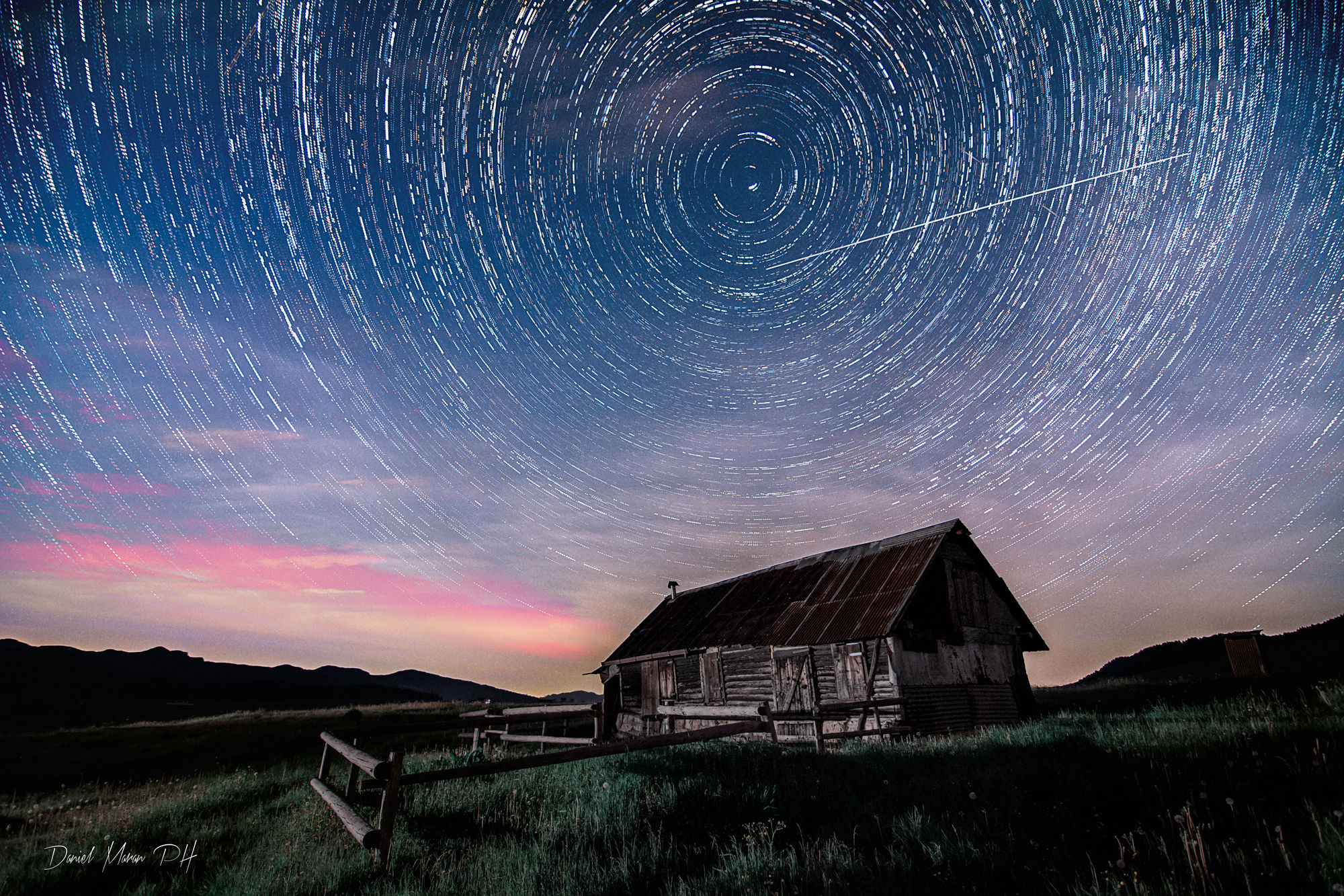 Night falls, the stars revolve.