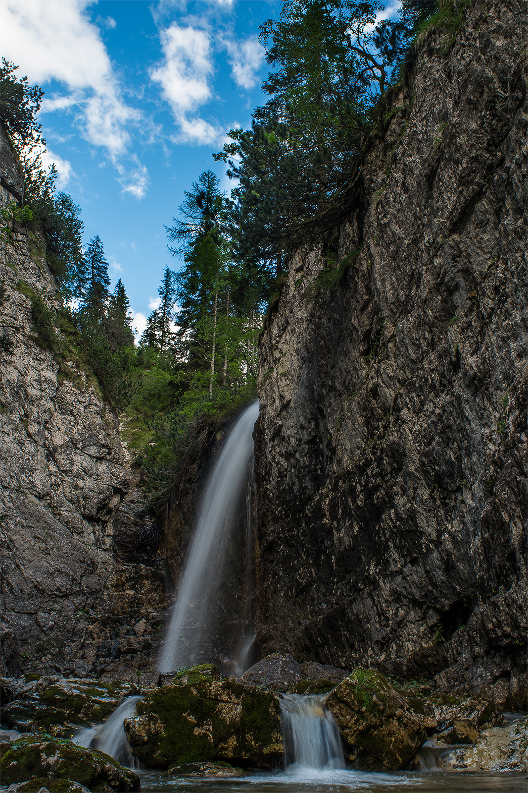Waterfall hut Pozzoi