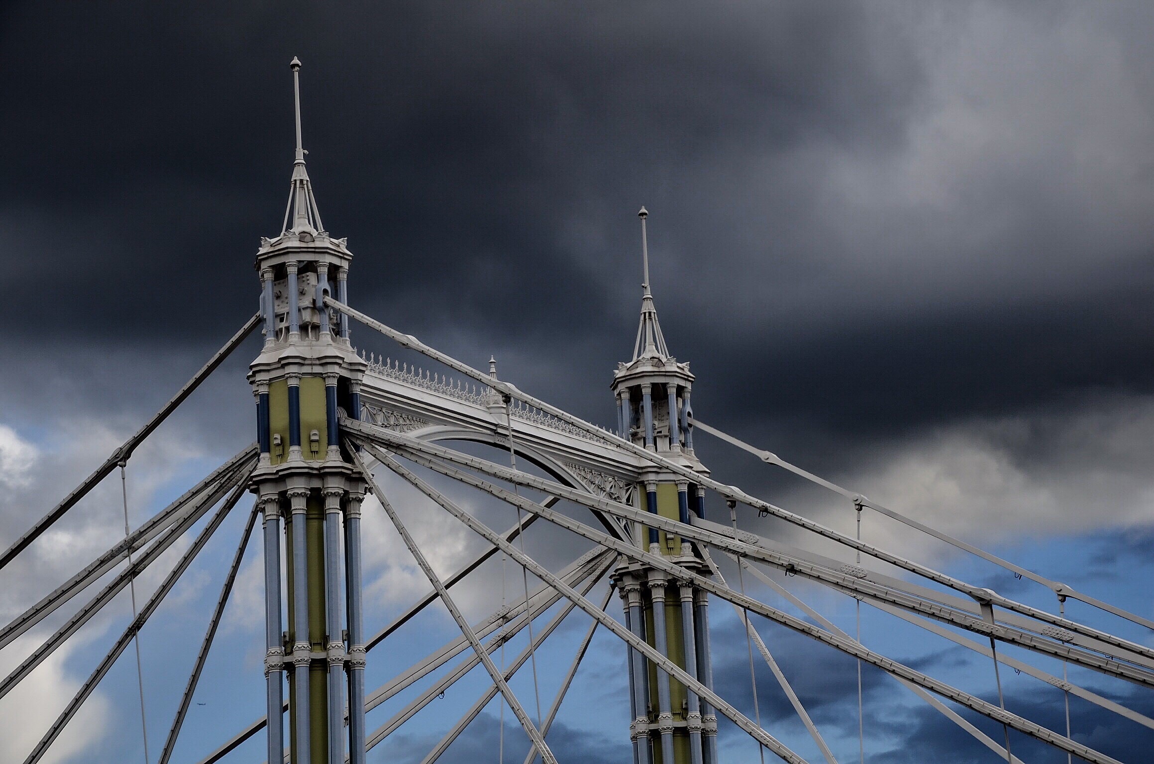 Albert Bridge London