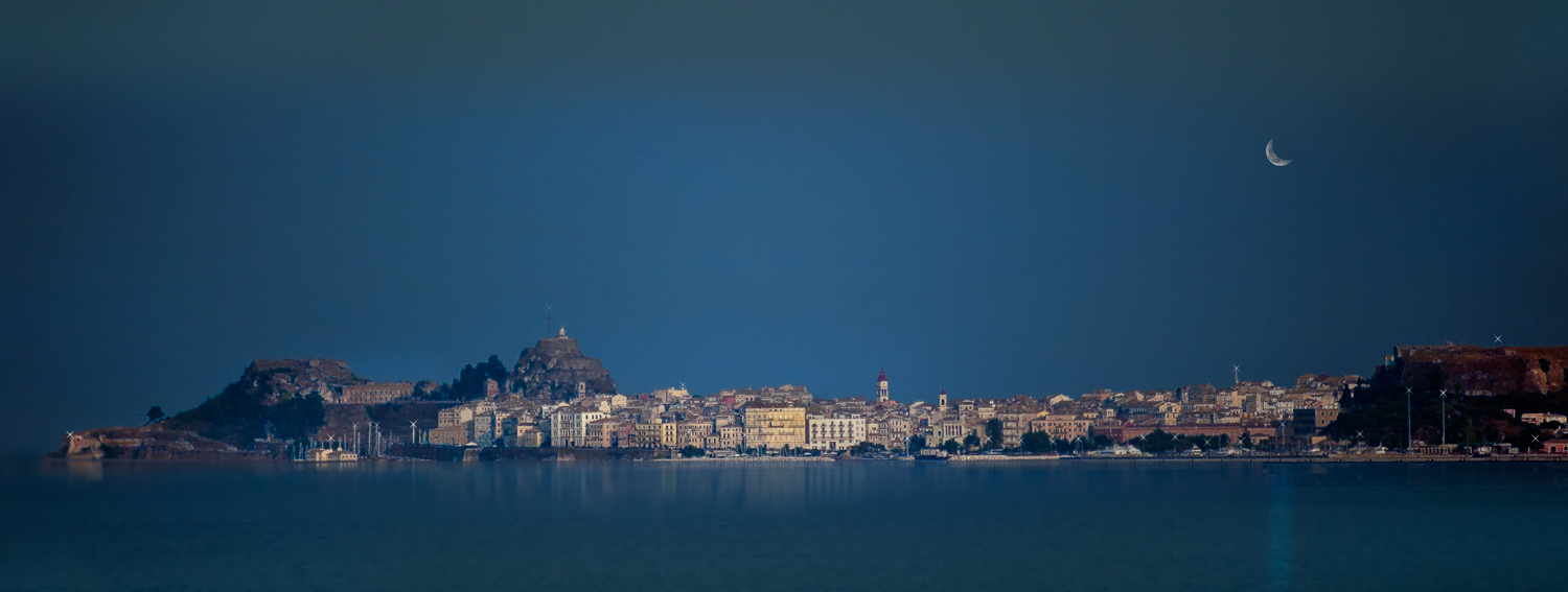 Corfù: Kerkira vista dalla penisola di Kommeno