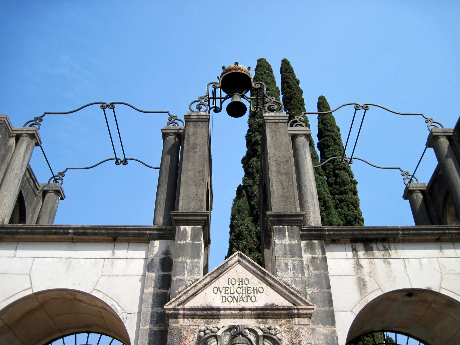 Gabriele... Chi....??