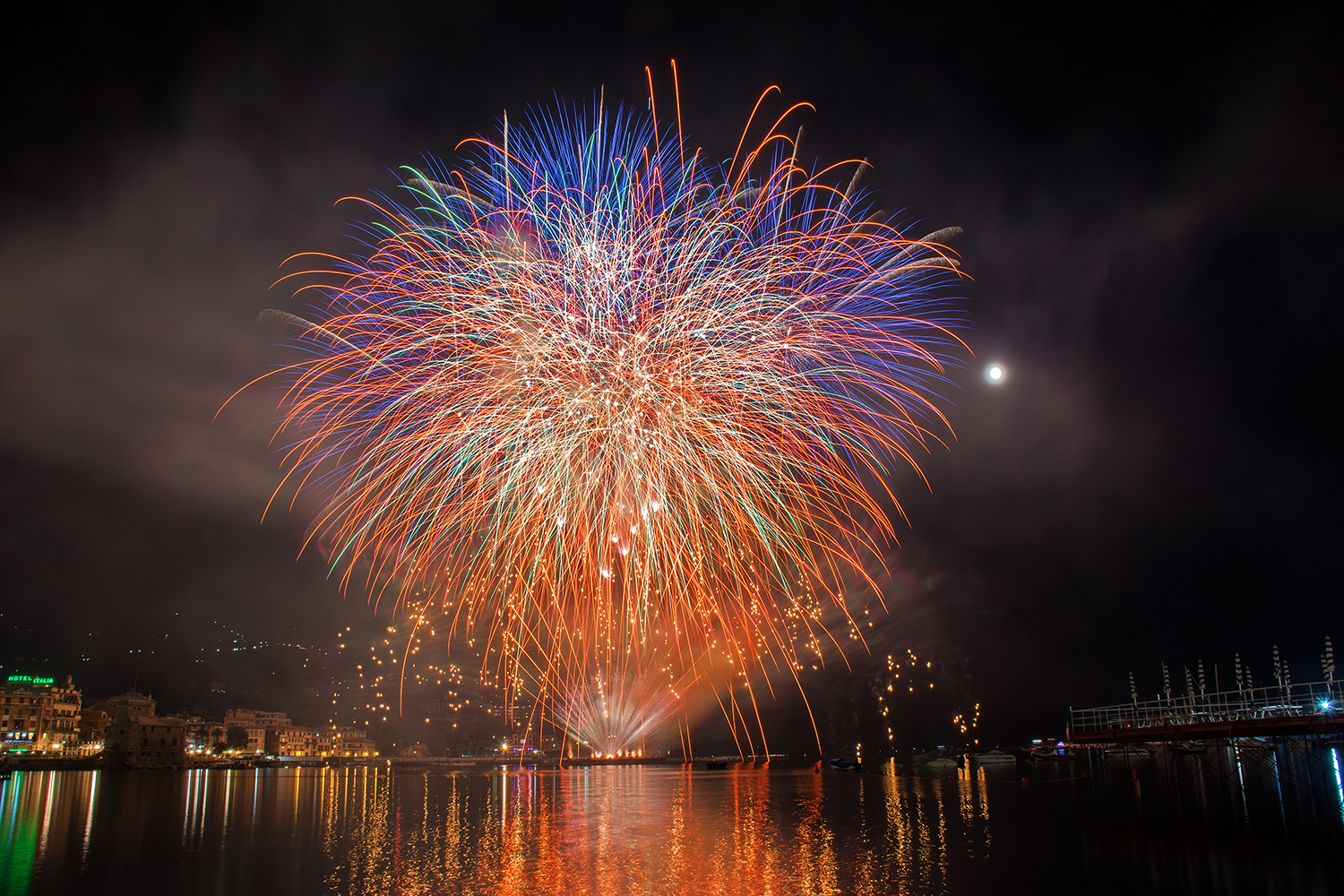 Un'esplosione di luce a Rapallo