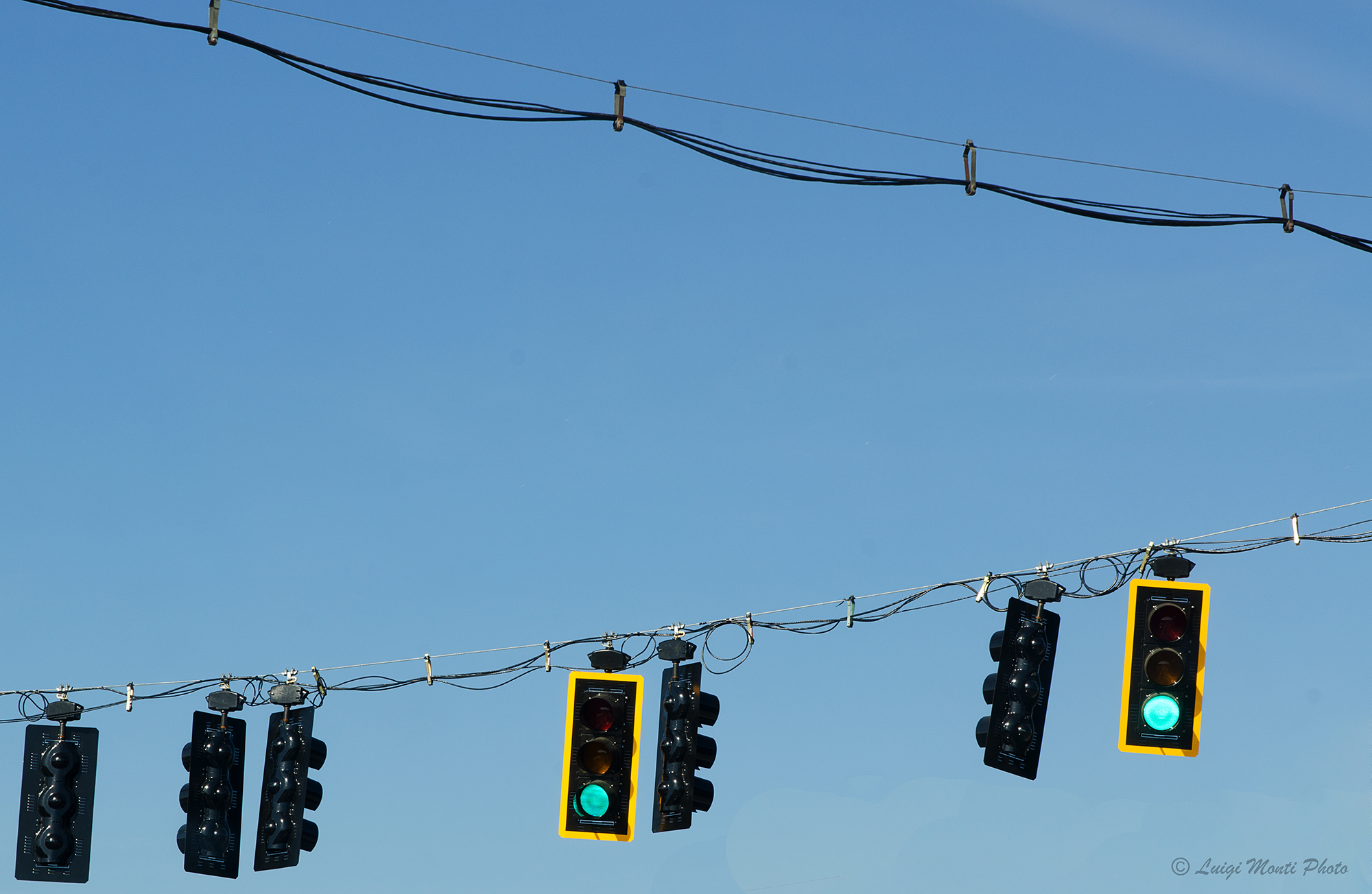 Traffic lights in clusters
