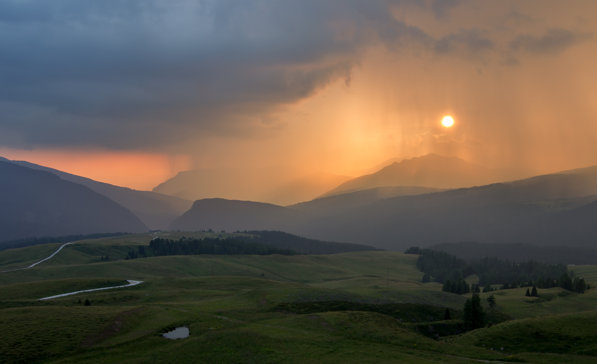 Temporale dal passo Rolle