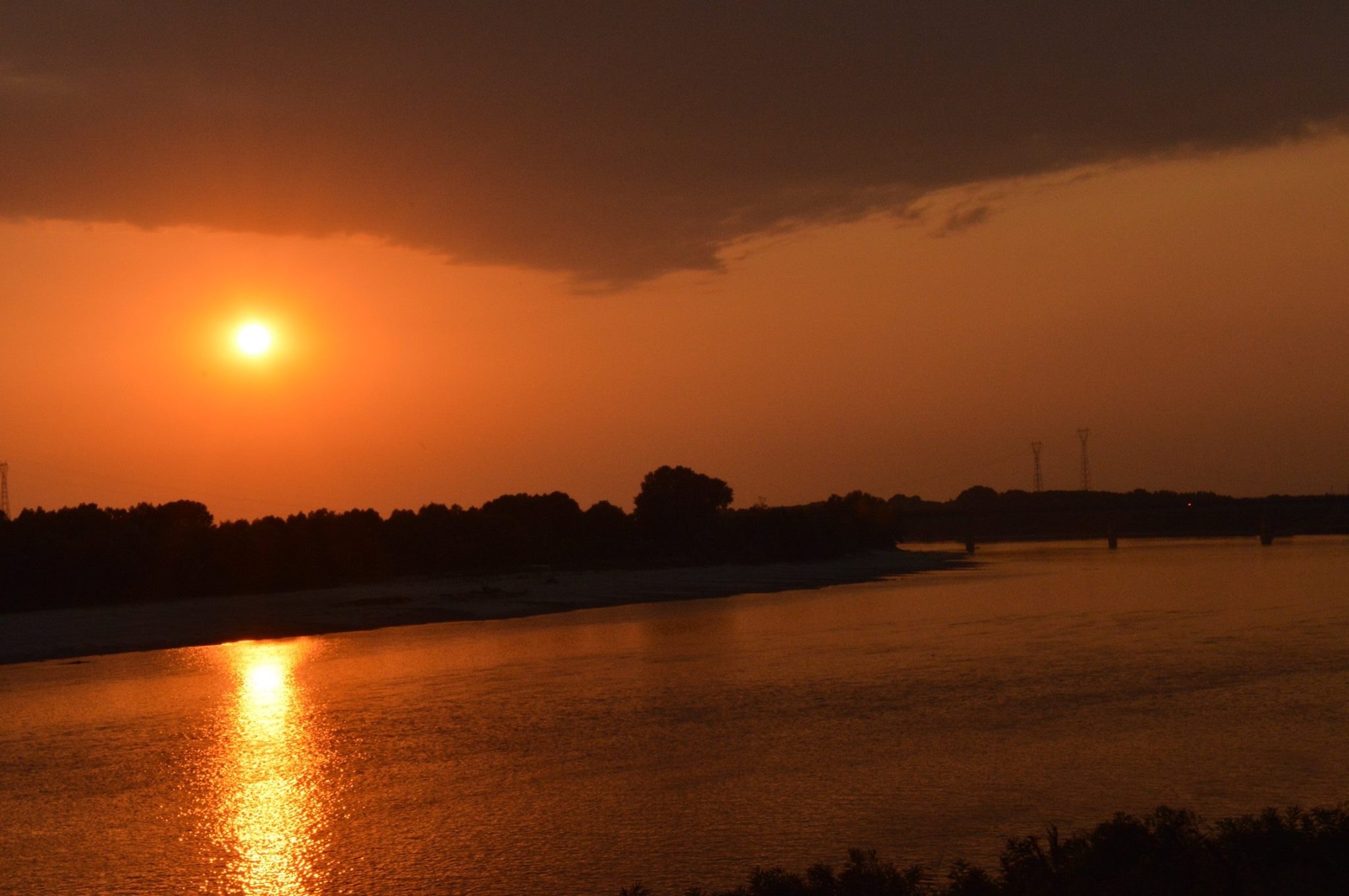 Sunset on Po