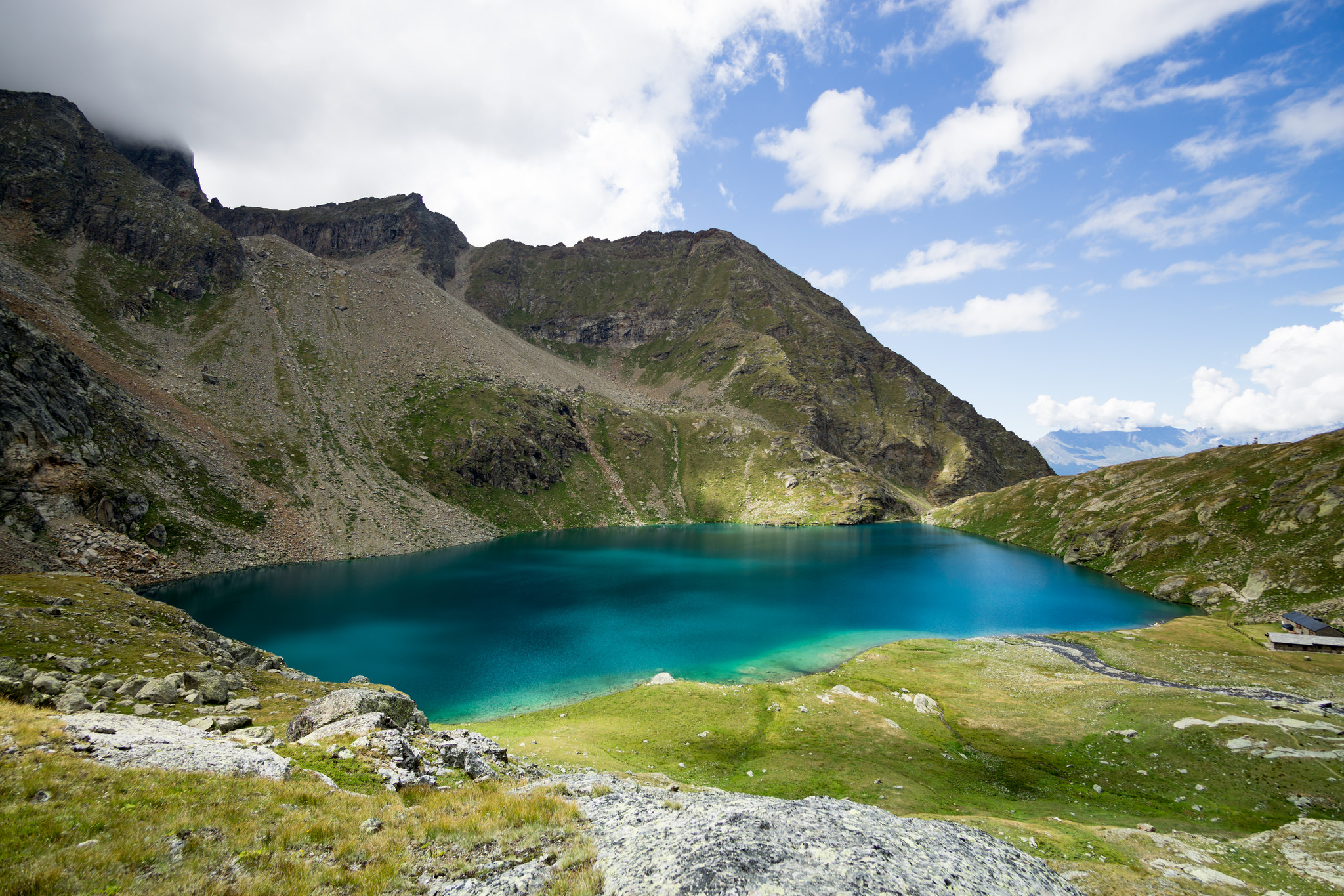 Lower Lake - Les Laures
