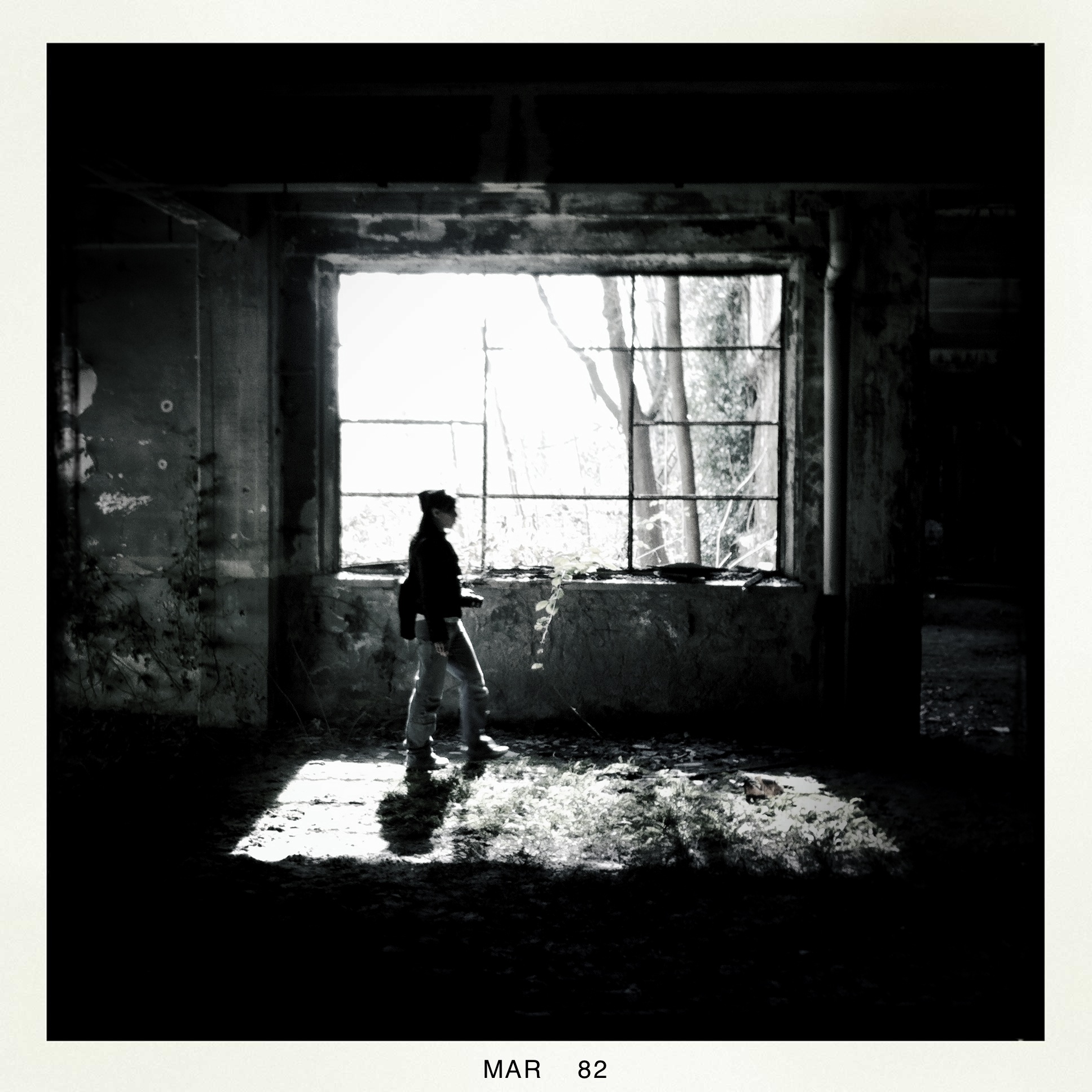 Due passi tra i ruderi