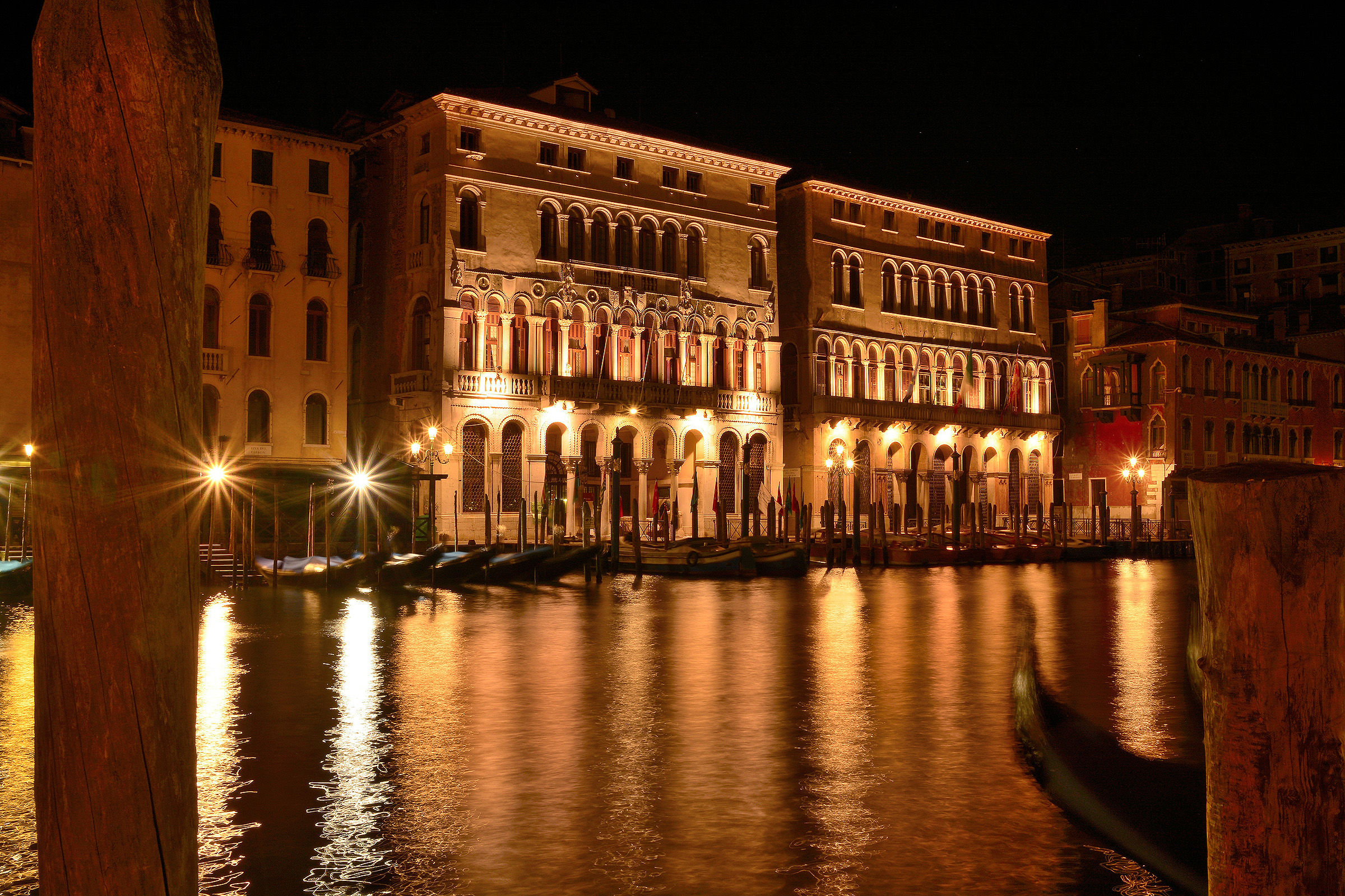 Venice, a channel all gold