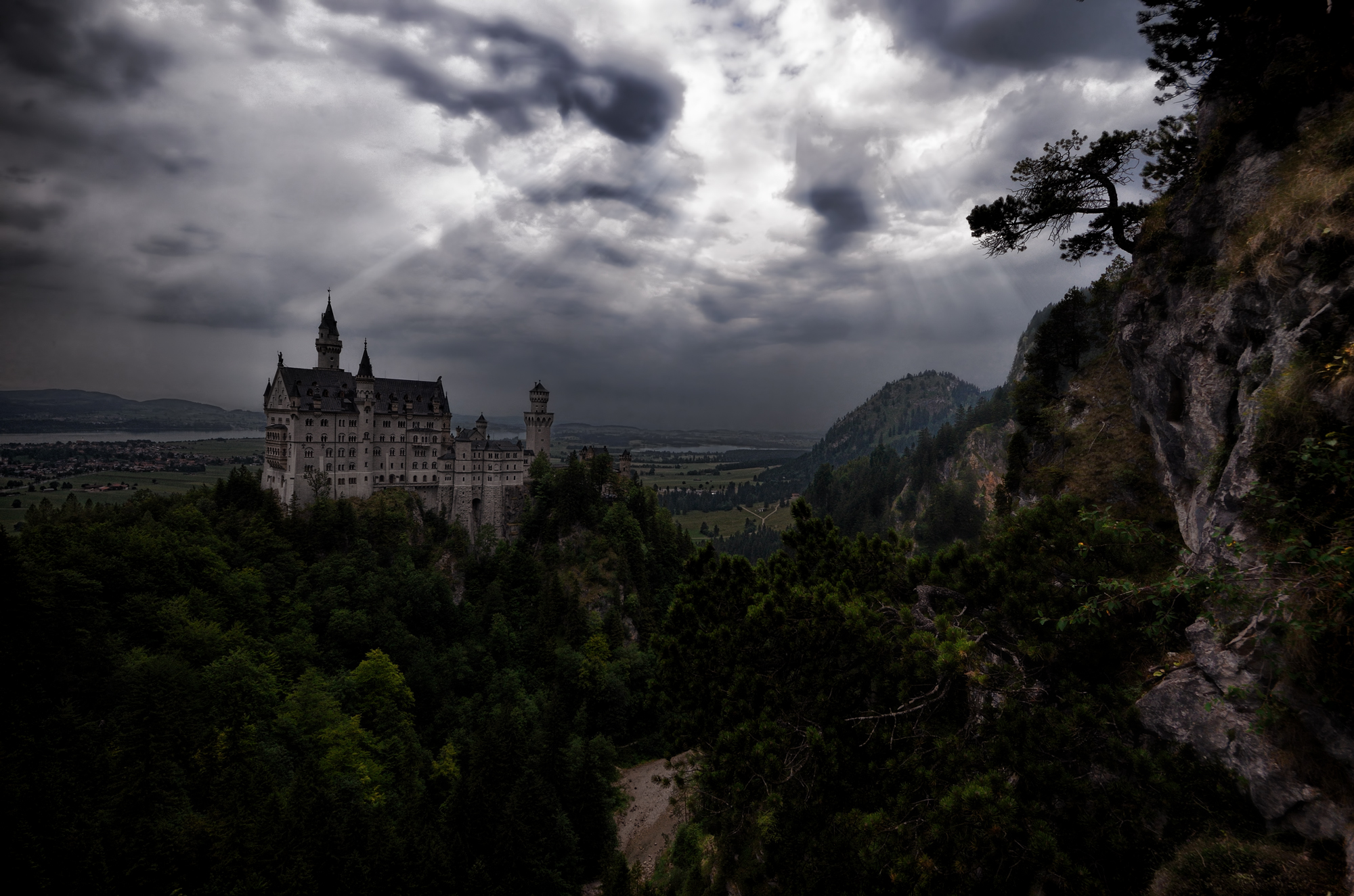 Neuschwanstein dark