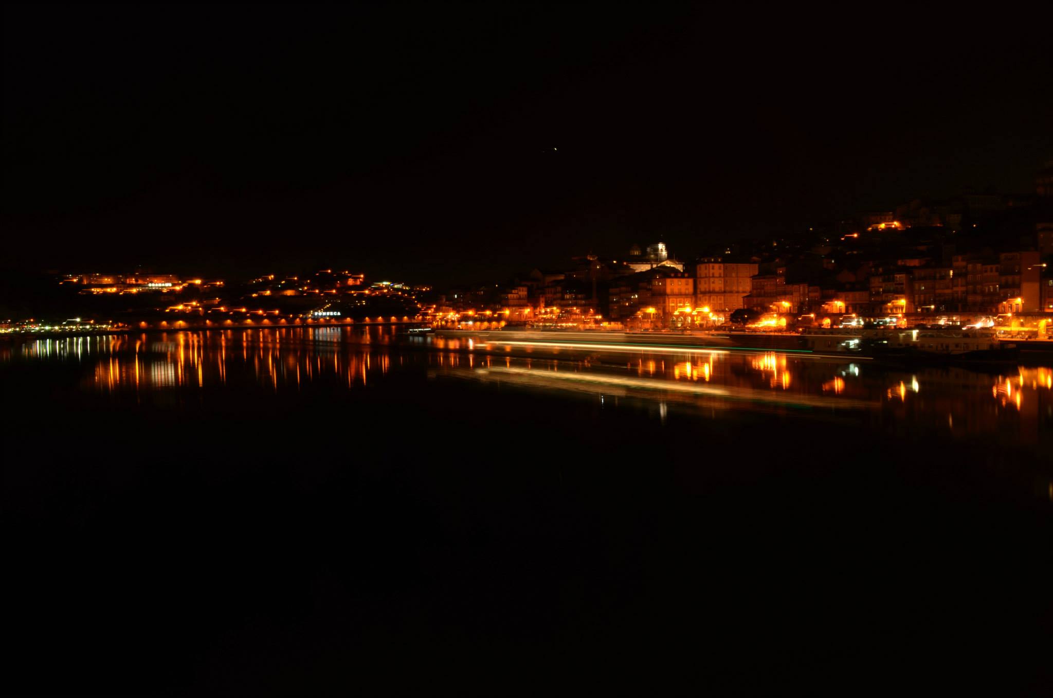 Oporto di notte. Nikon d5100. 18-55mm.