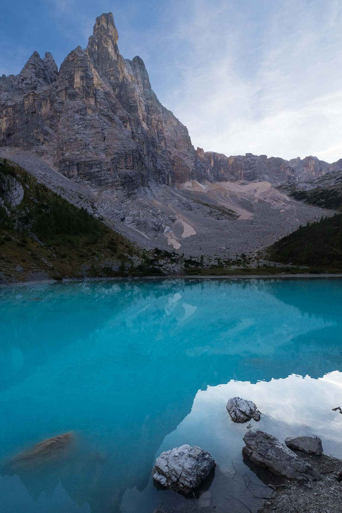 Lake Sorapis and Finger of God