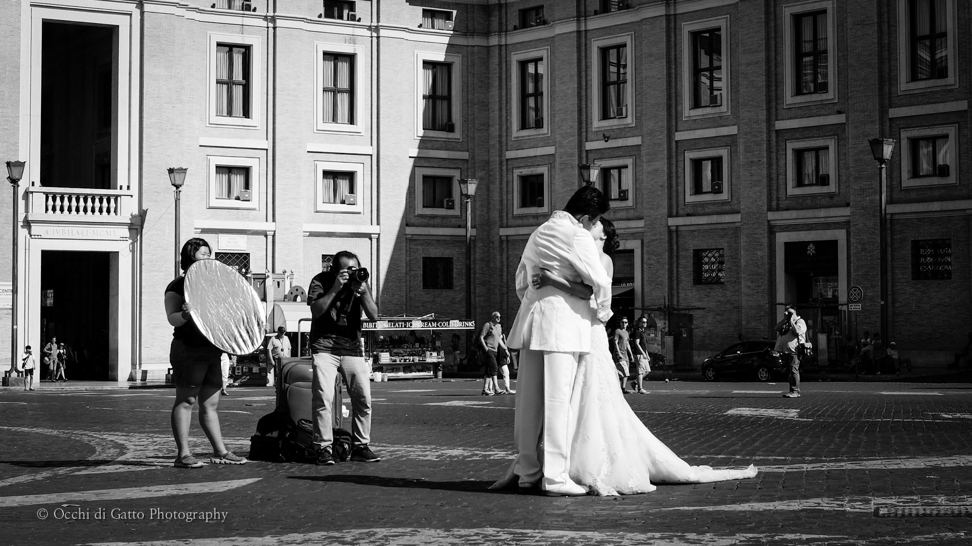 Sposi davanti a S. Pietro