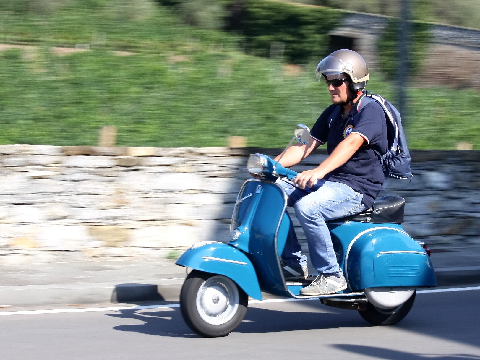 ... A panning ... concentrated !!!