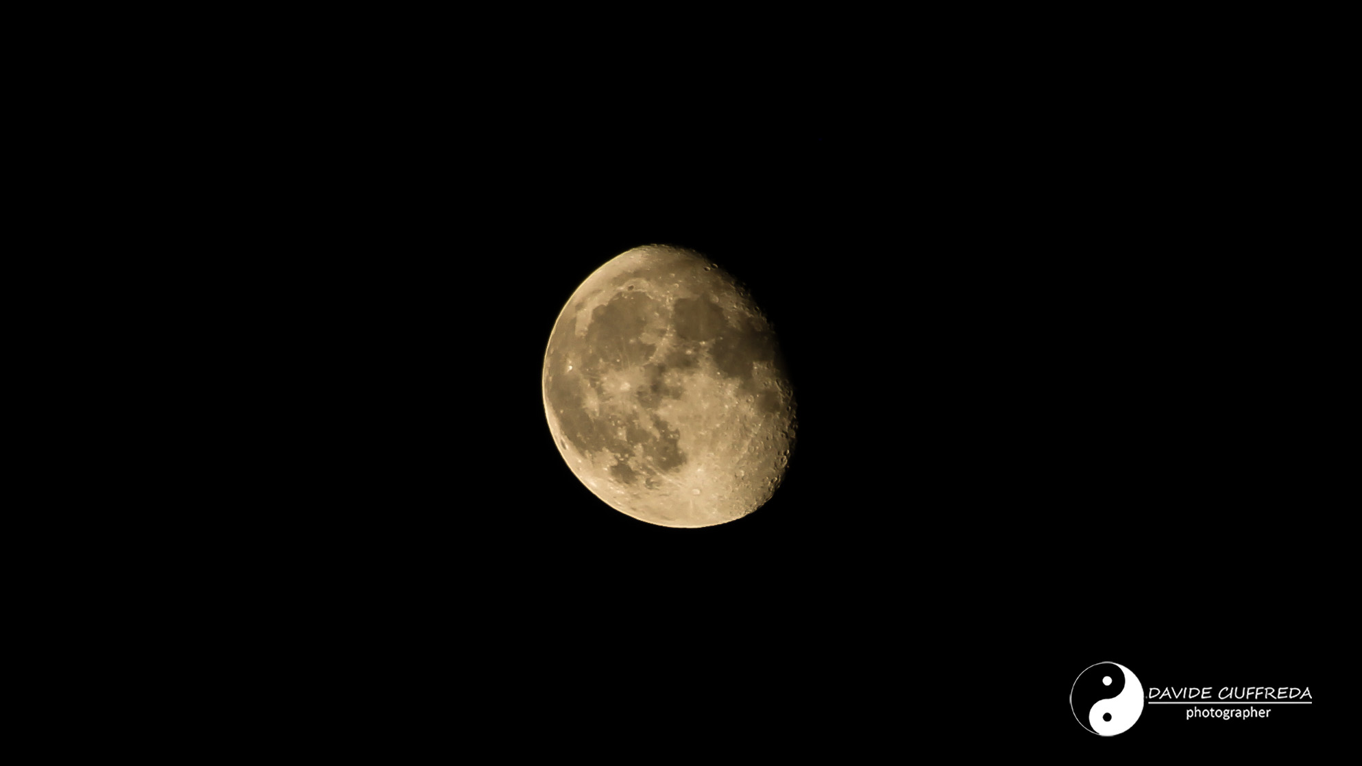 luna a mezzanotte
