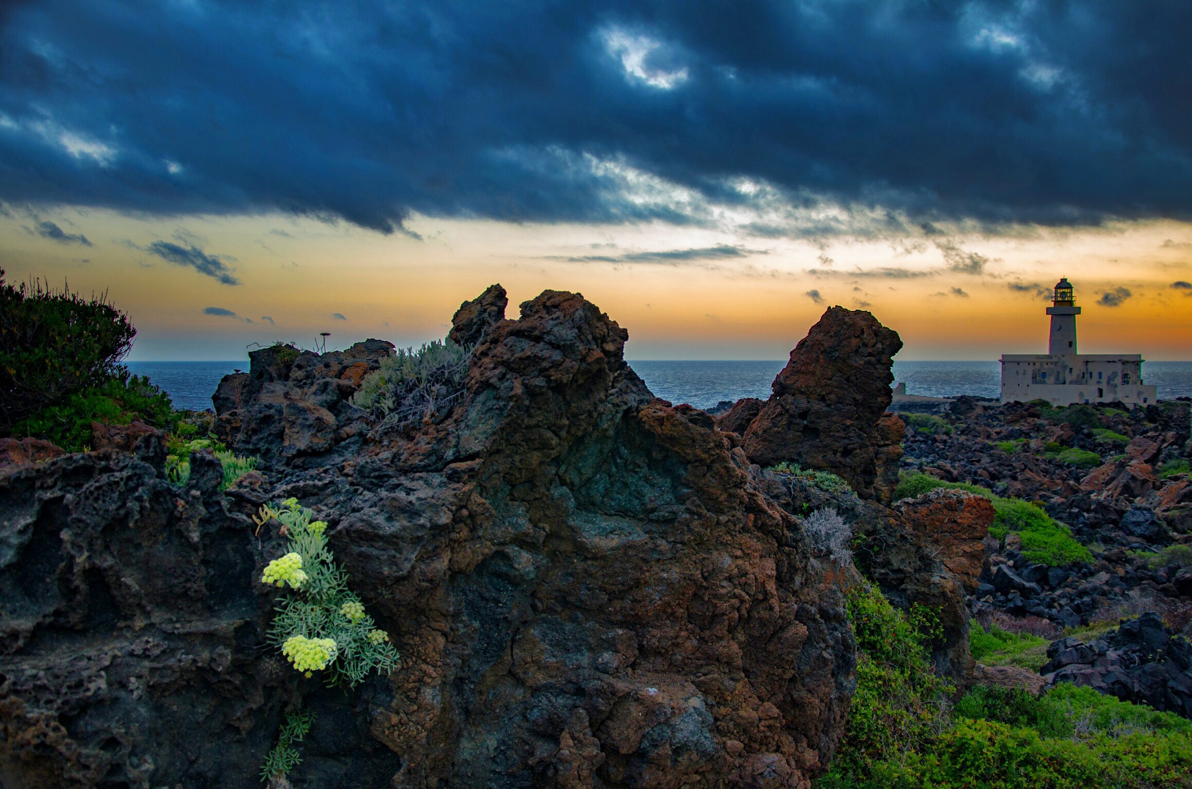 Sunrise at the lighthouse Rush Spadillo
