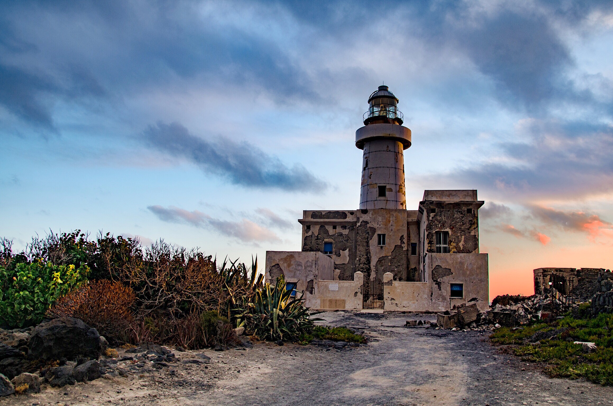 Sunrise at the lighthouse at Punta Spadillo