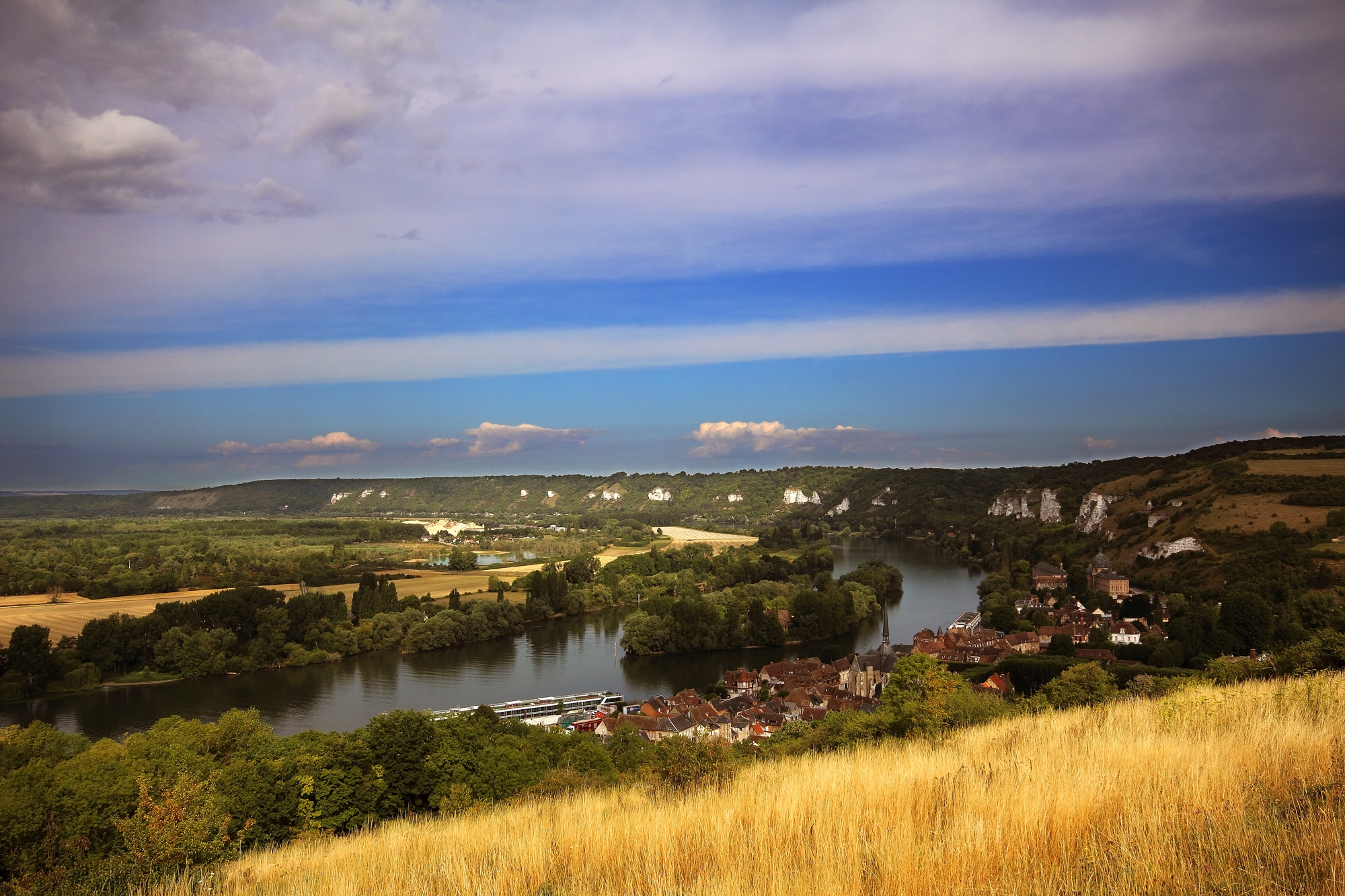 Le Petit andelys and its cliffs on the Seine