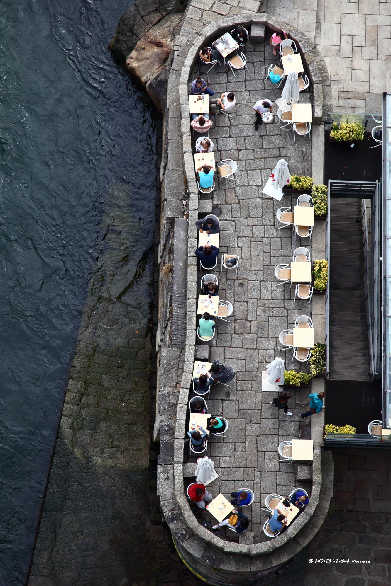 Coffee break in Porto ... from the satellite; )