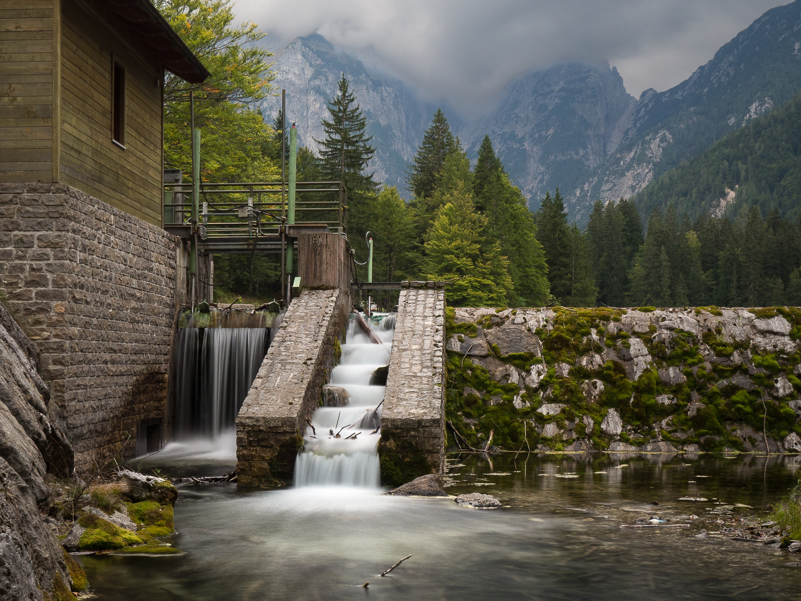 Cascata del Lago Inferiore di Fusine