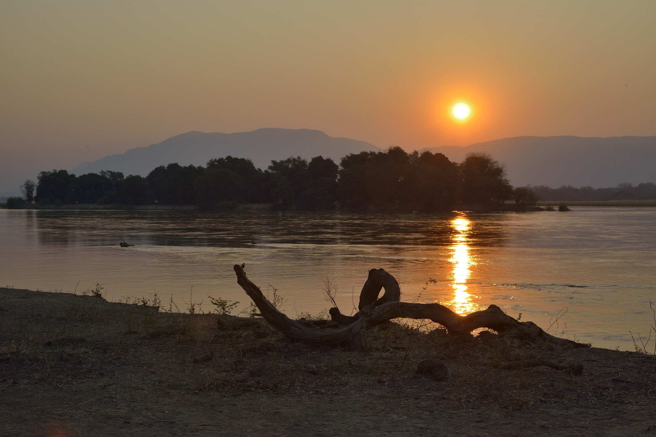 Zimbabwe 2015 - Tramonto sullo Zambesi