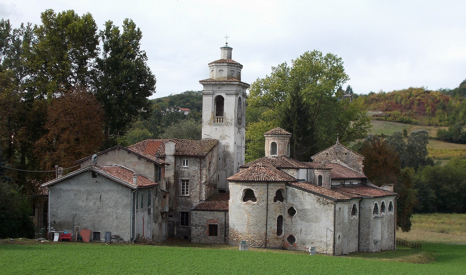 Abbey of San Remigio, Parodi Ligure (al)