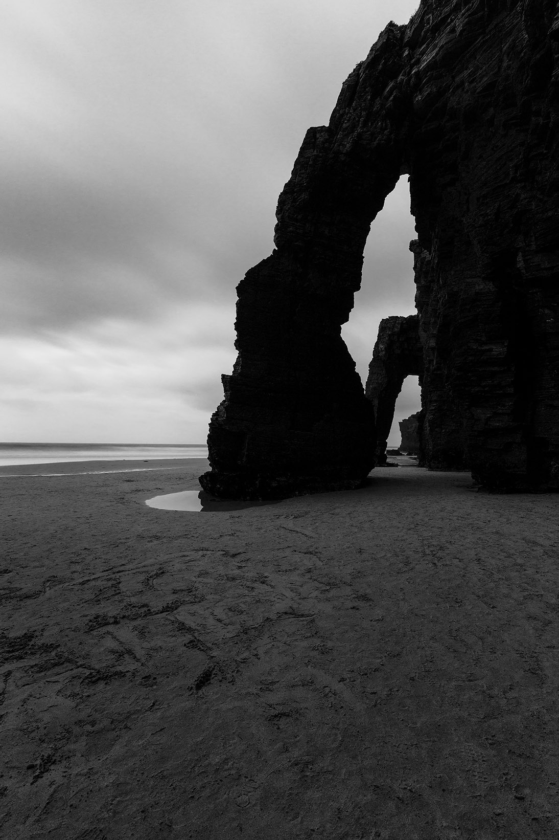Night at the playa of cathedrals