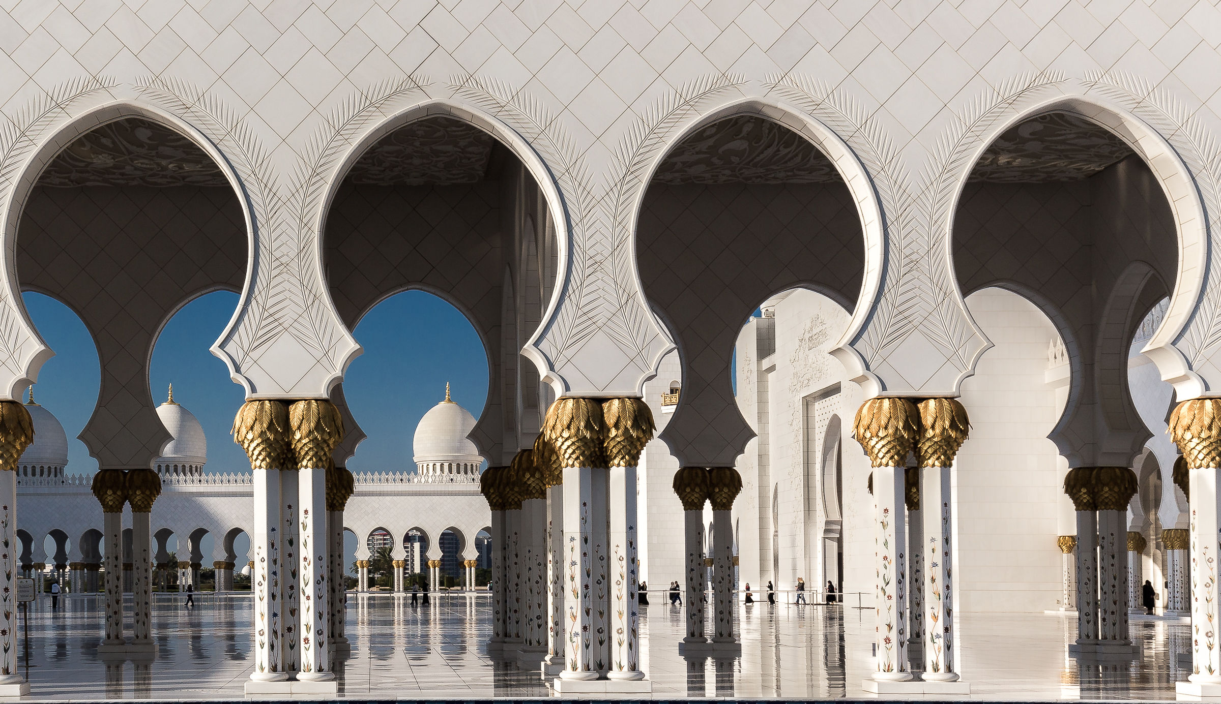 With eyes to another faith