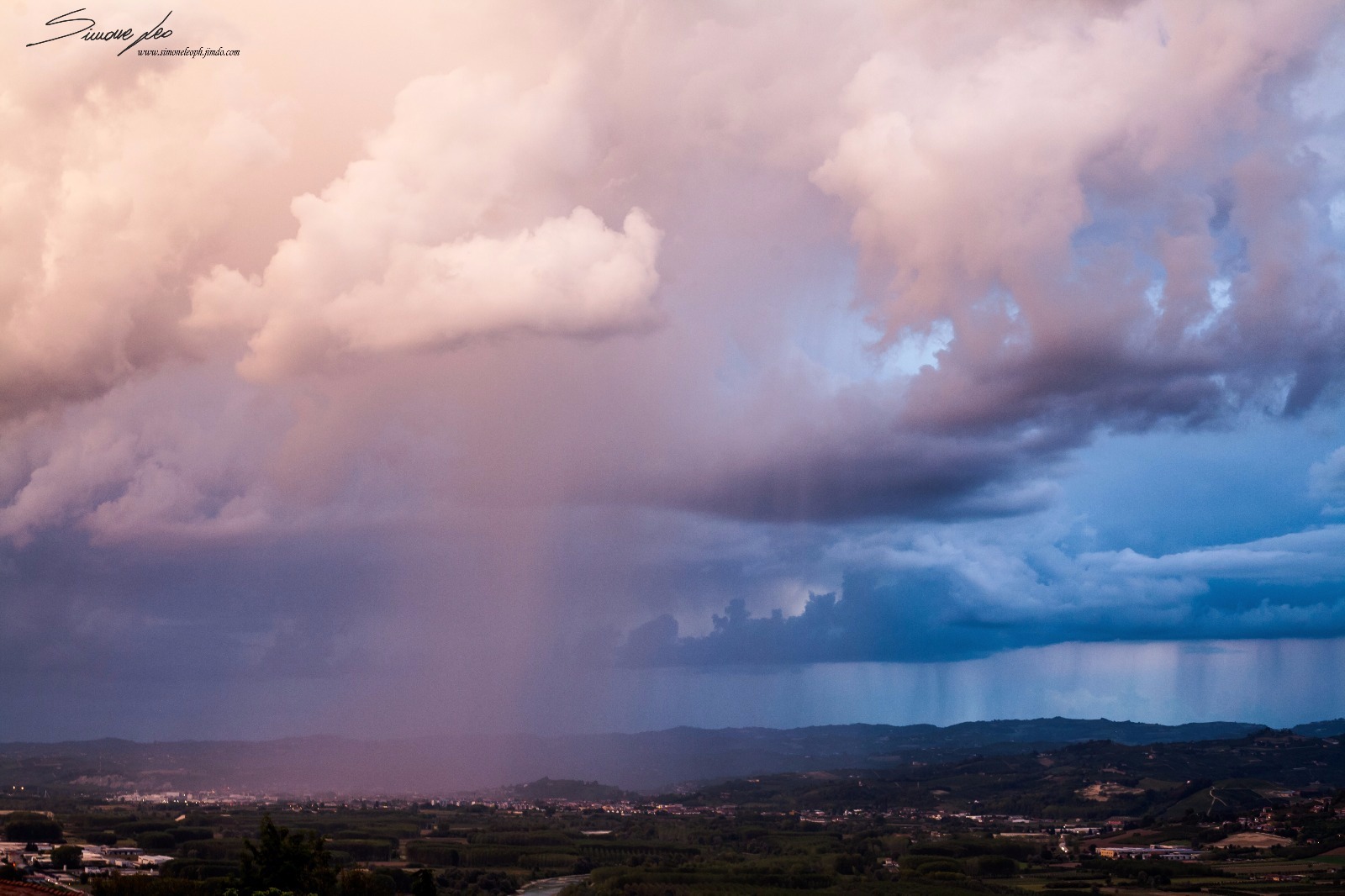 Thunderstorms over the Langhe