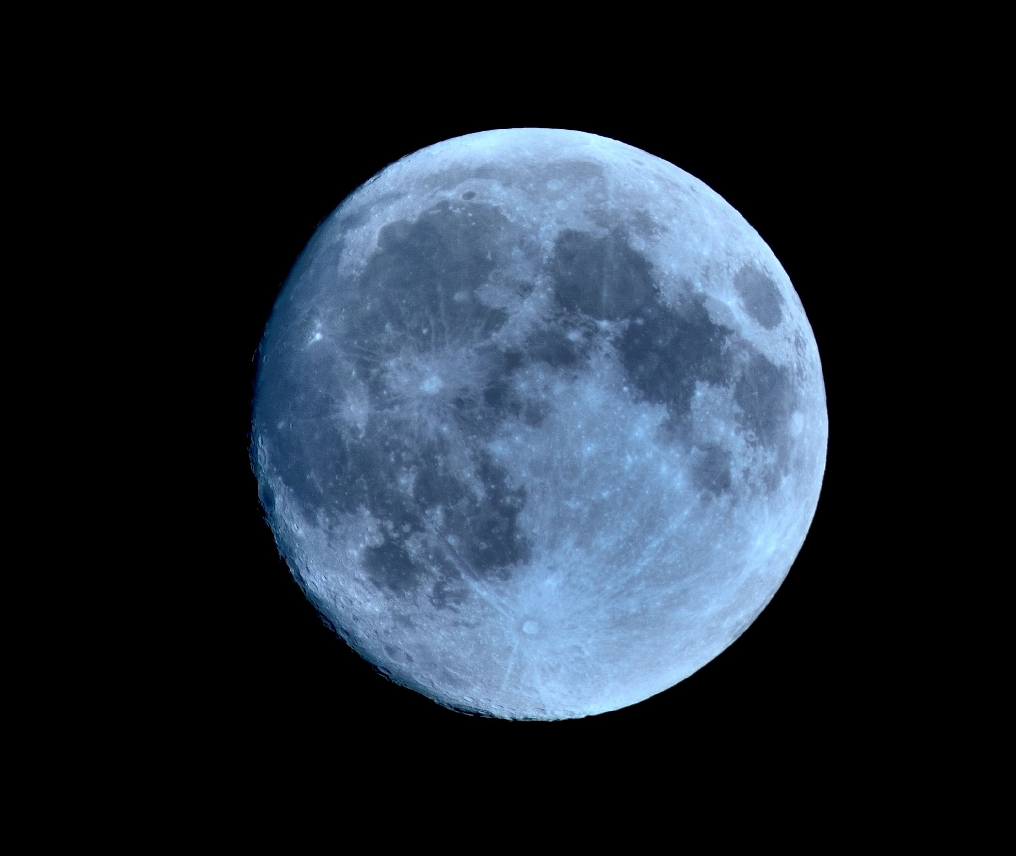 test : giocando con un pezzo di vetro ( samyang 500 )