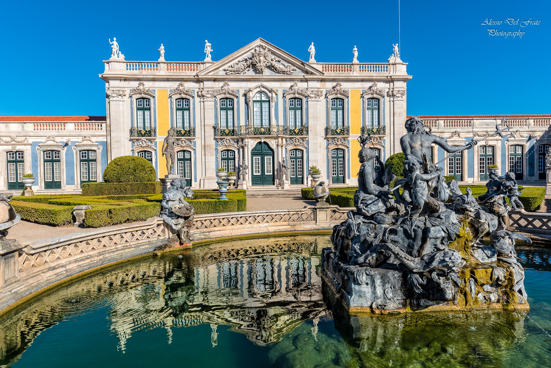 Riflessi del Palazzo di Queluz
