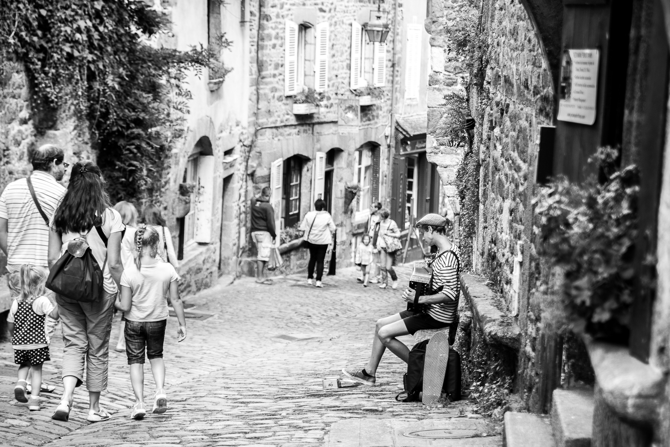 La vita scorre lenta a Dinan