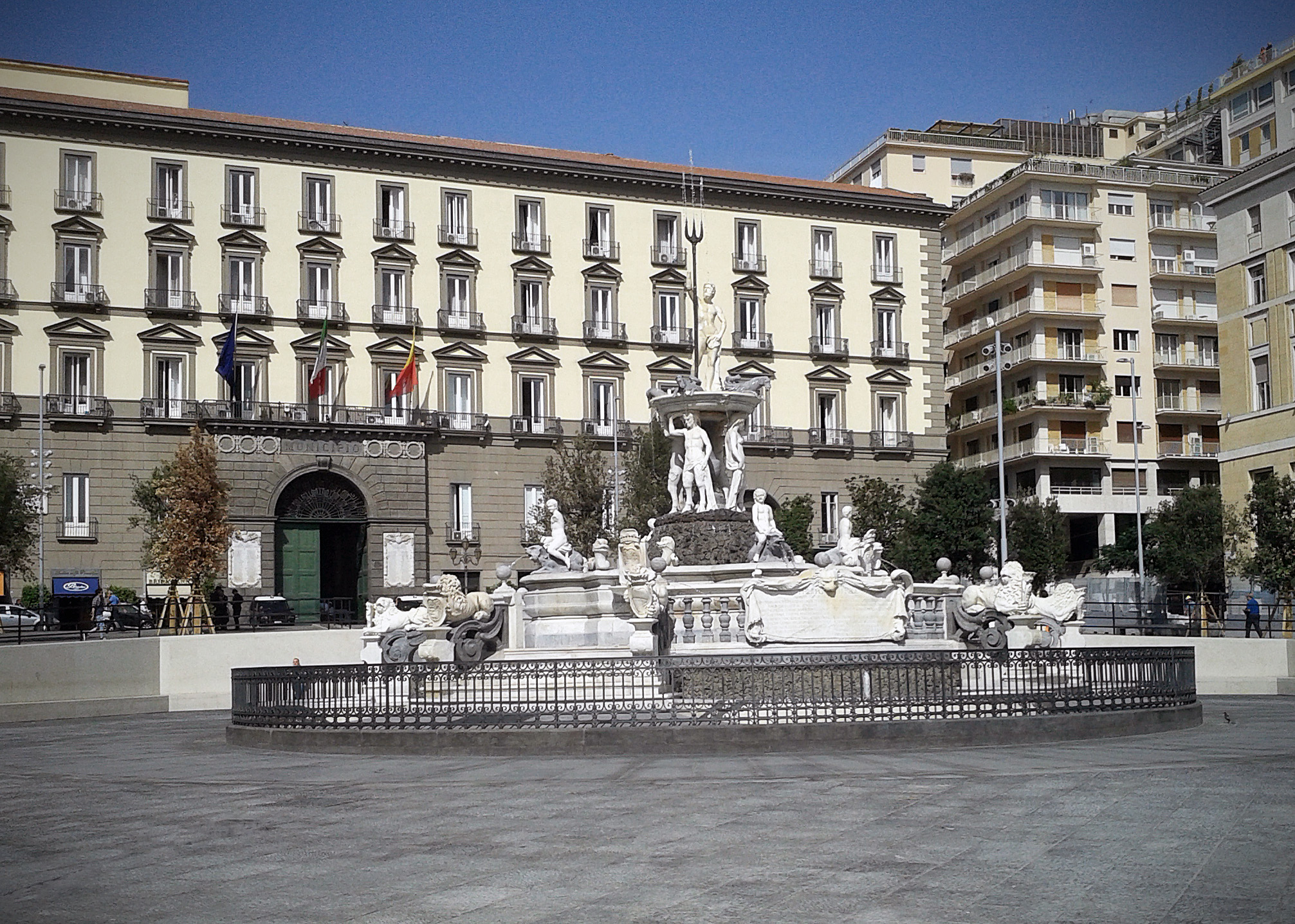 Piazza Municipio Napoli