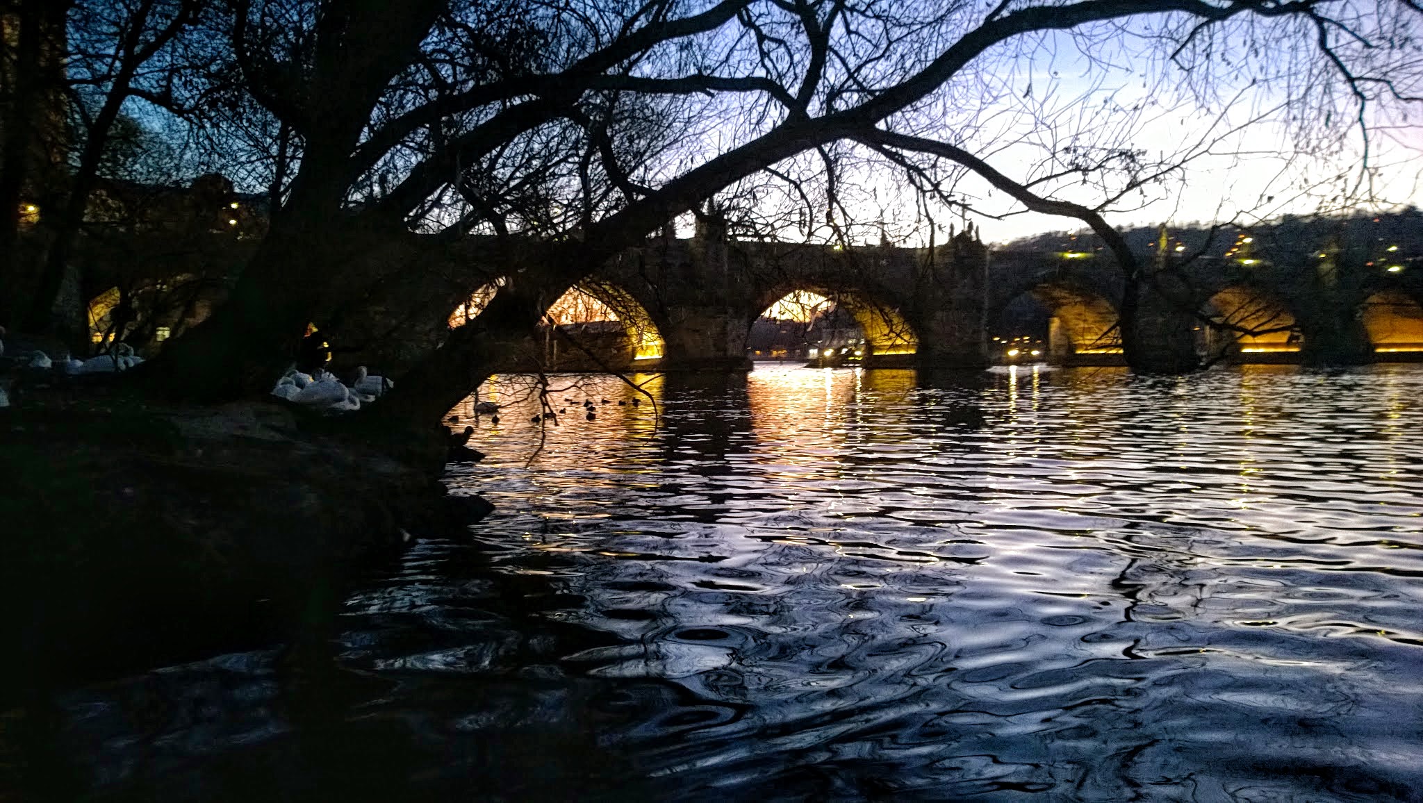 sotto il ponte di pietra -Praga