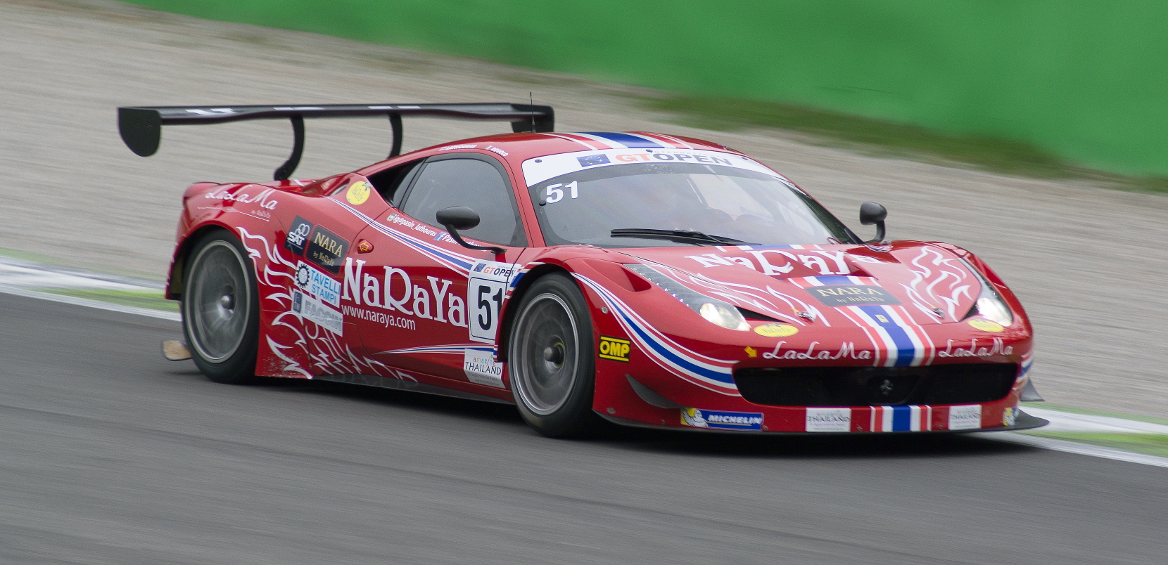 #Panning #SuperCars #Ferrari # Speed ??#Rosso