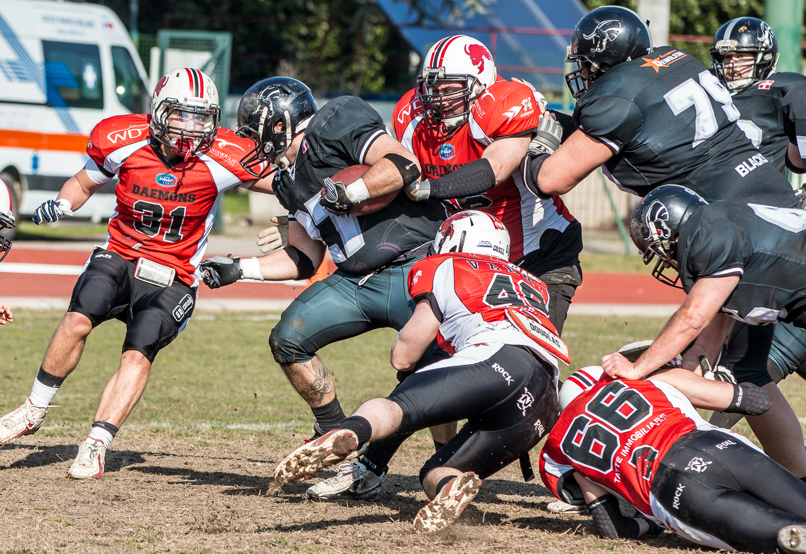 Football - prelude to mosh!