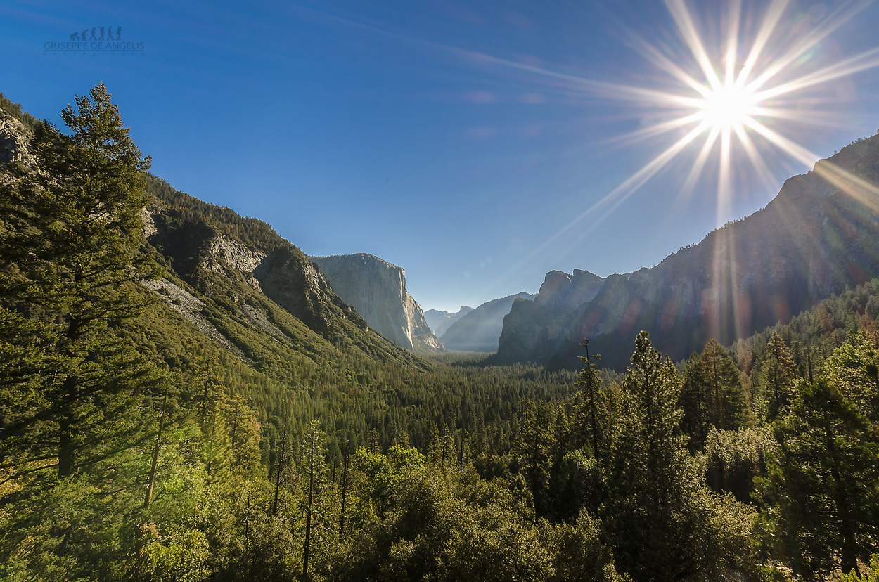 Tunnel View - Yosemite National Park