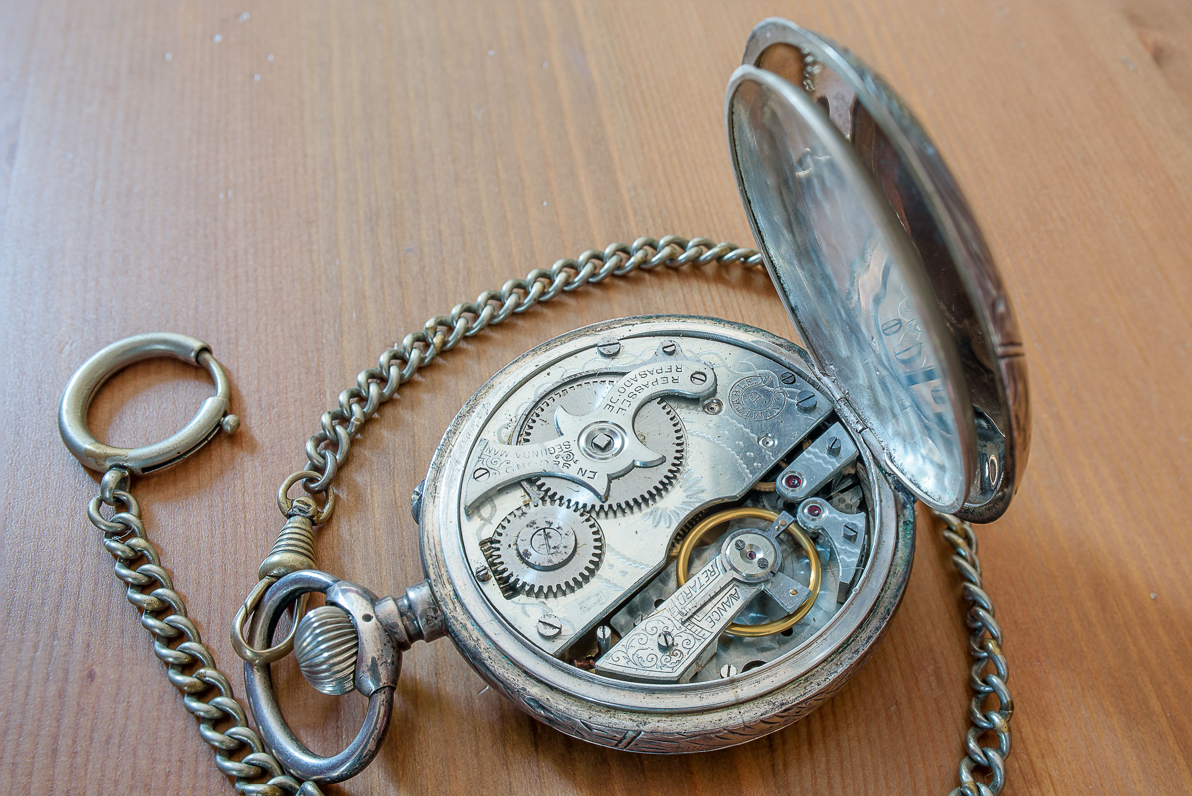 Onion Watch 1926 - Altro che Apple