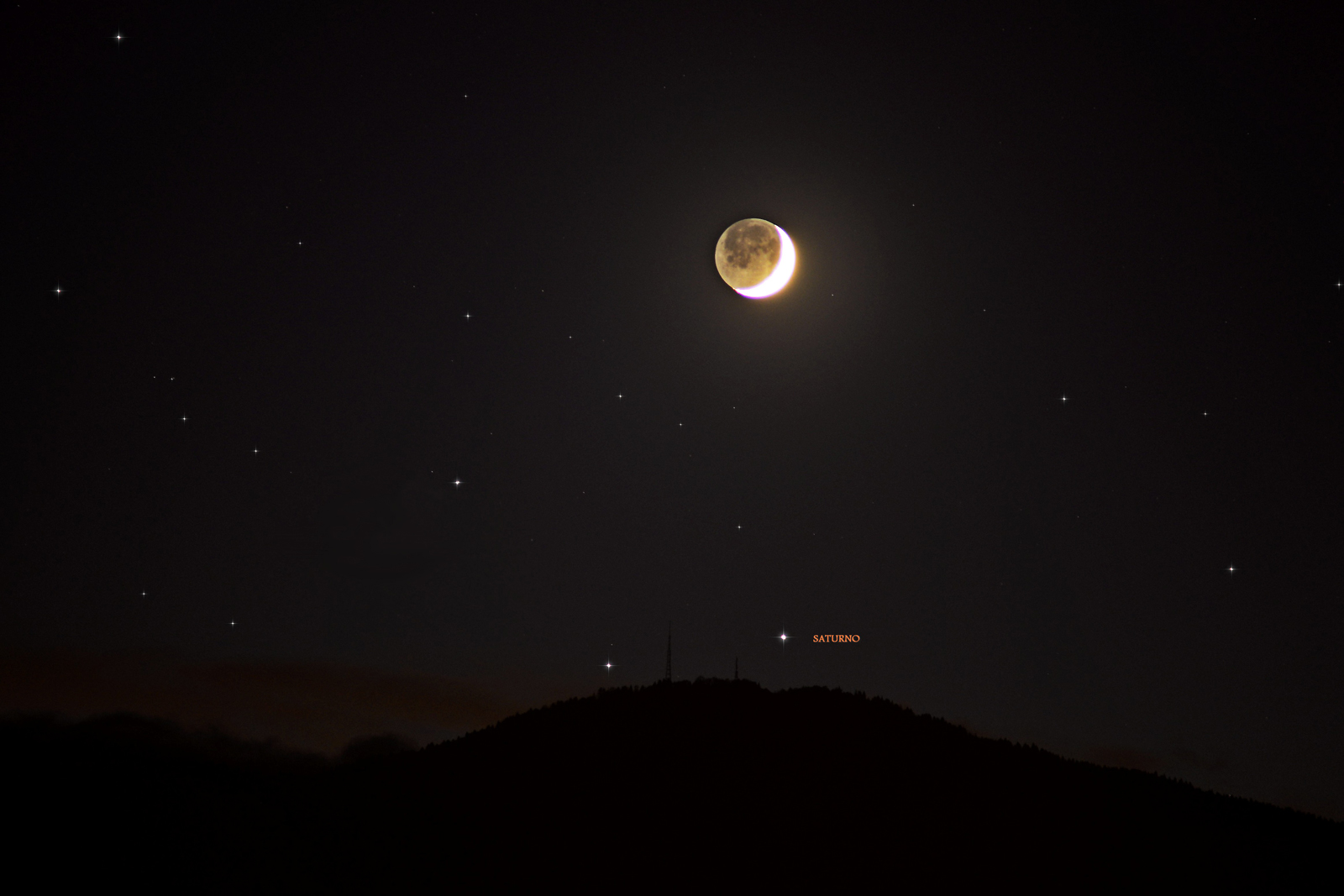 Moon and Saturn in this October night