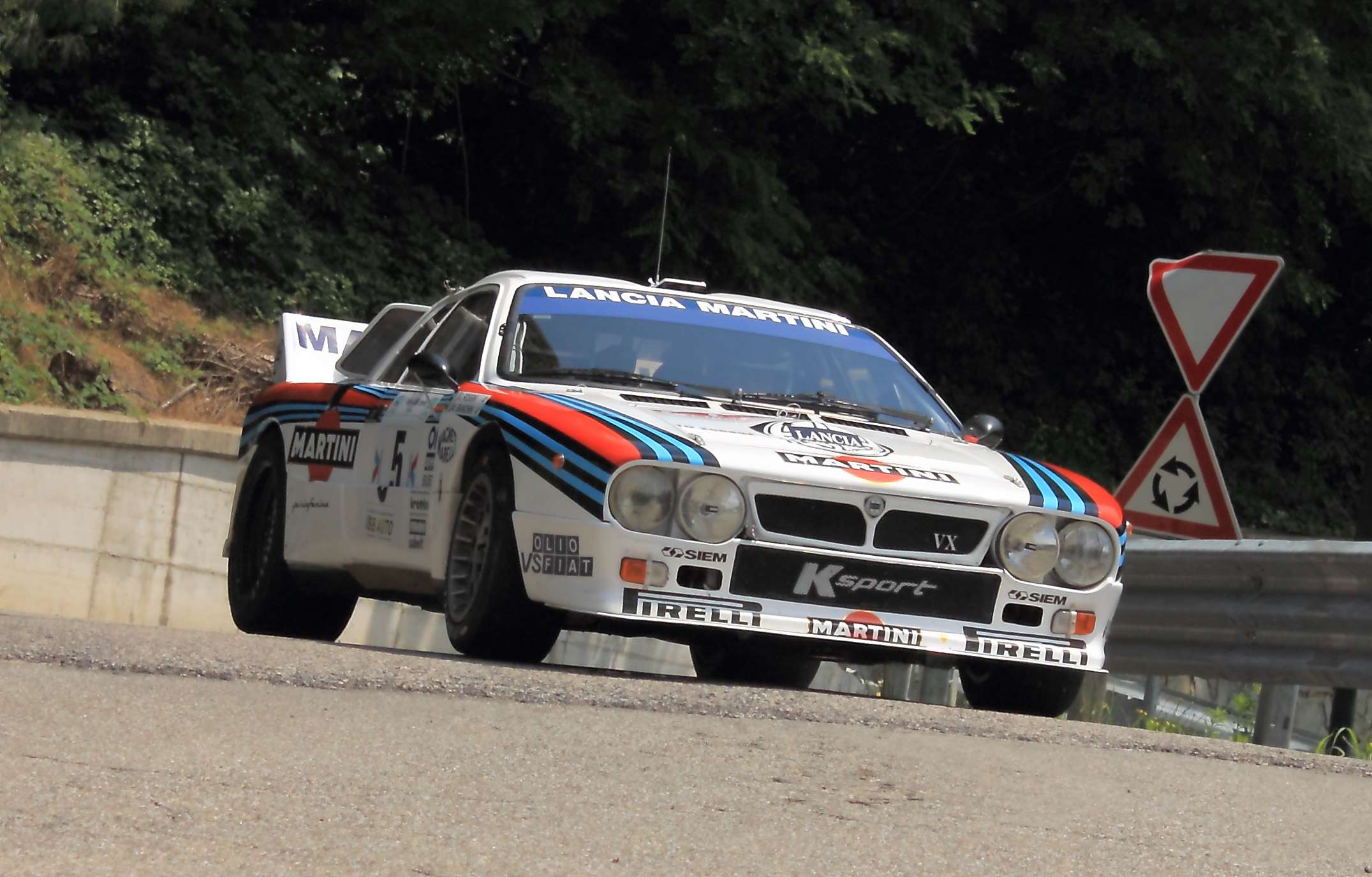 Lancia Rally 037