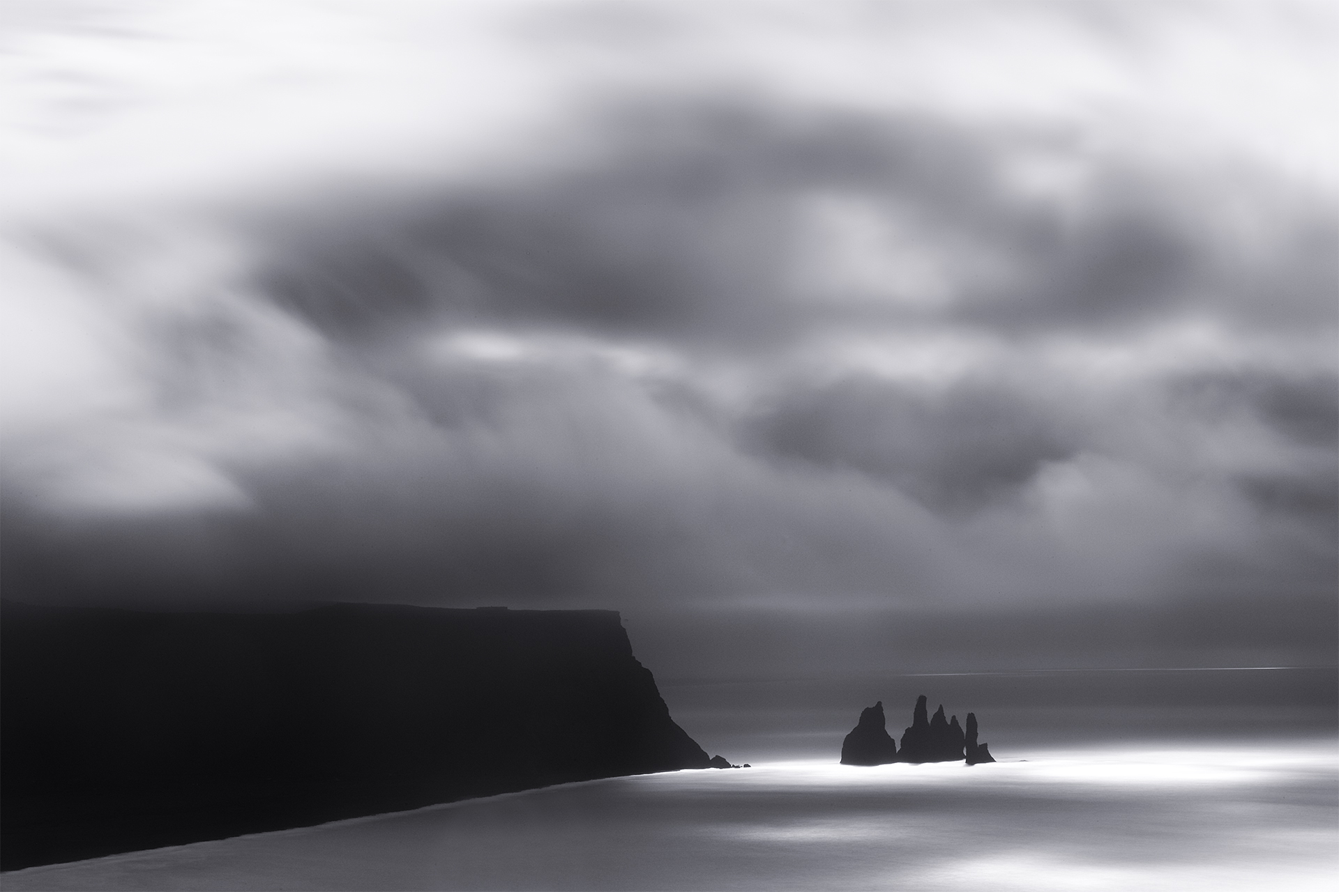 Seeping through the cloud