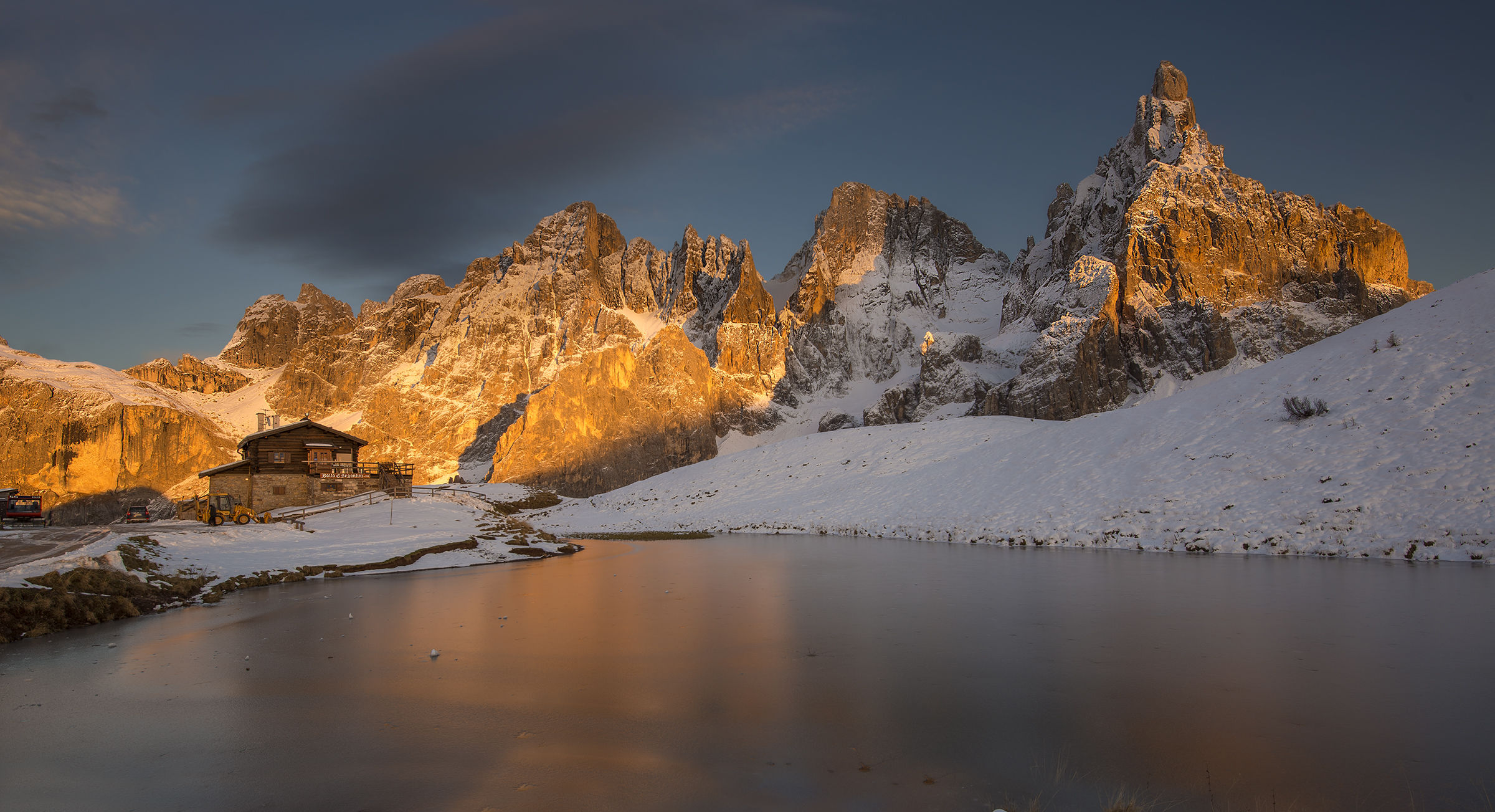 The blades Under Zero