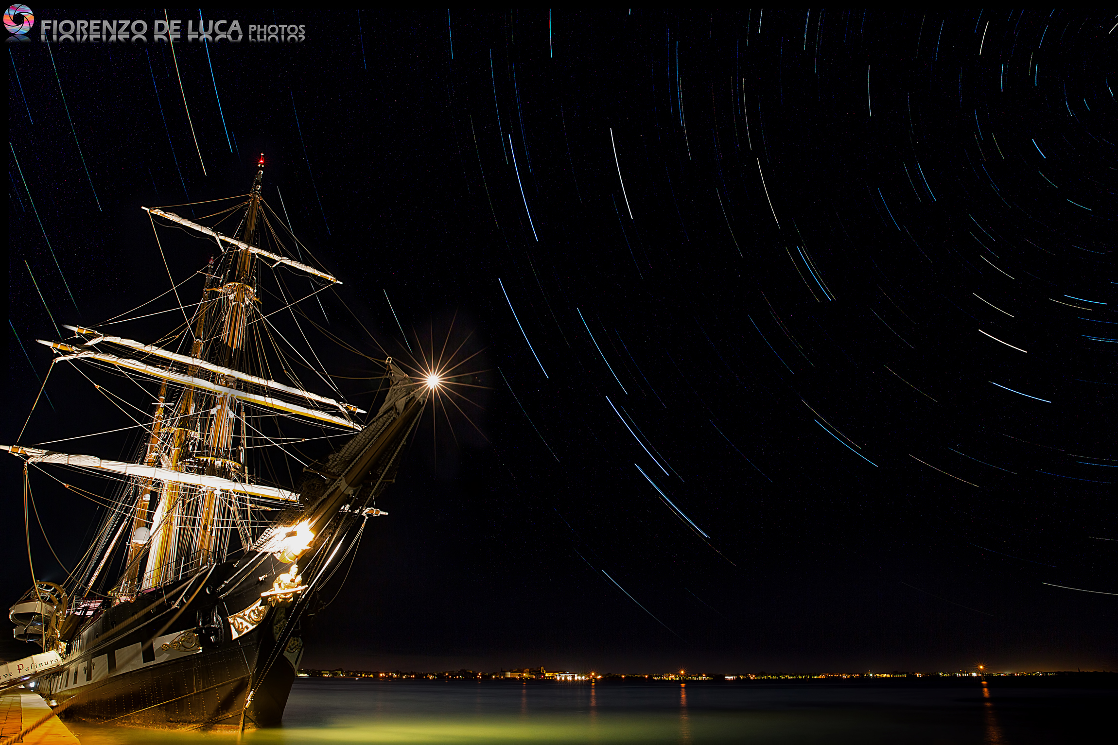 Startrails Nave Scuola Palinuro
